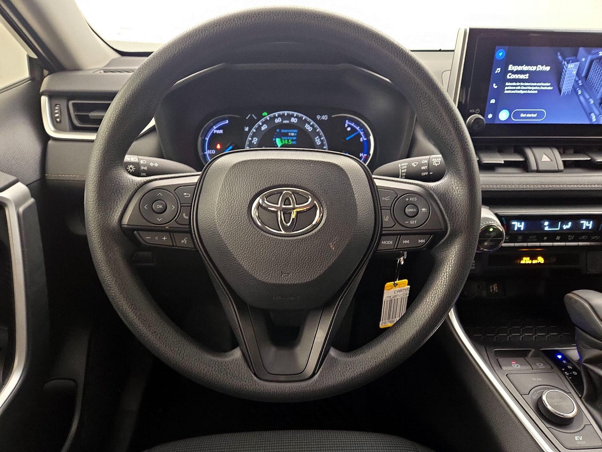 Thumbnail: 2025 Toyota RAV4 - 10
