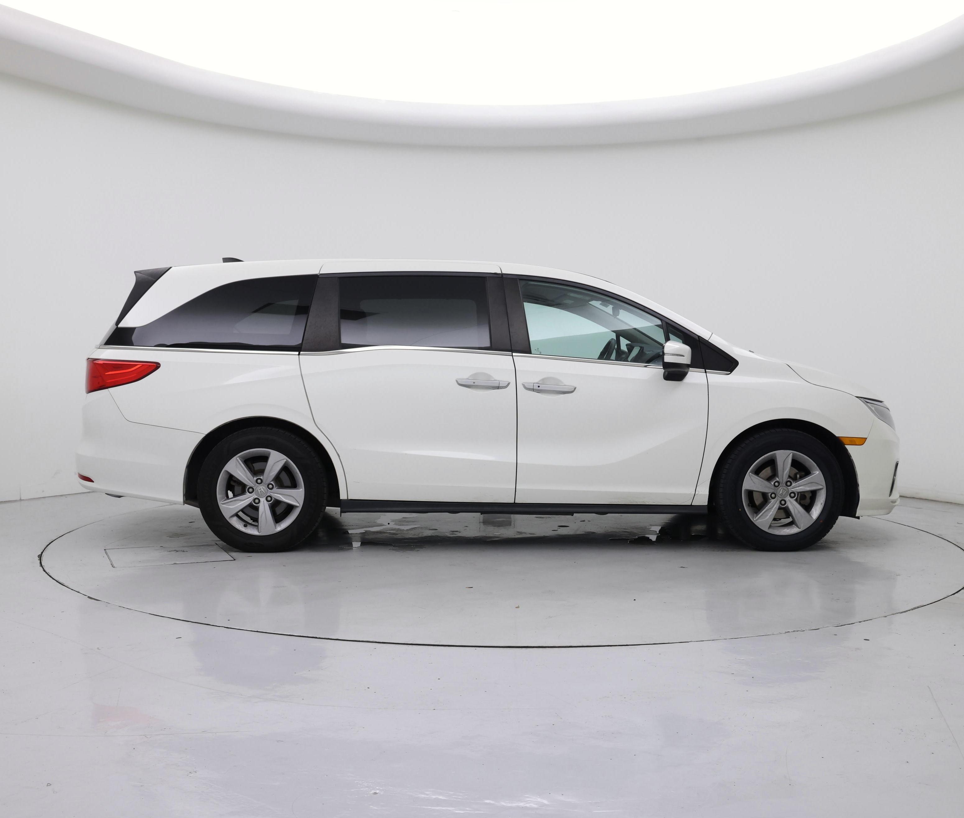 Thumbnail: 2019 Honda Odyssey - 7