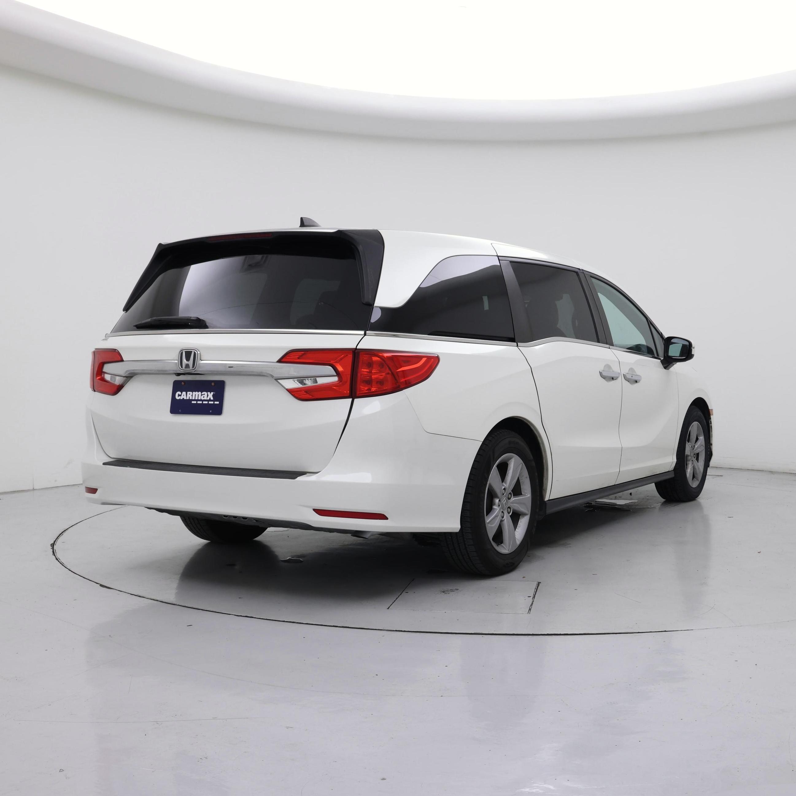 Thumbnail: 2019 Honda Odyssey - 8