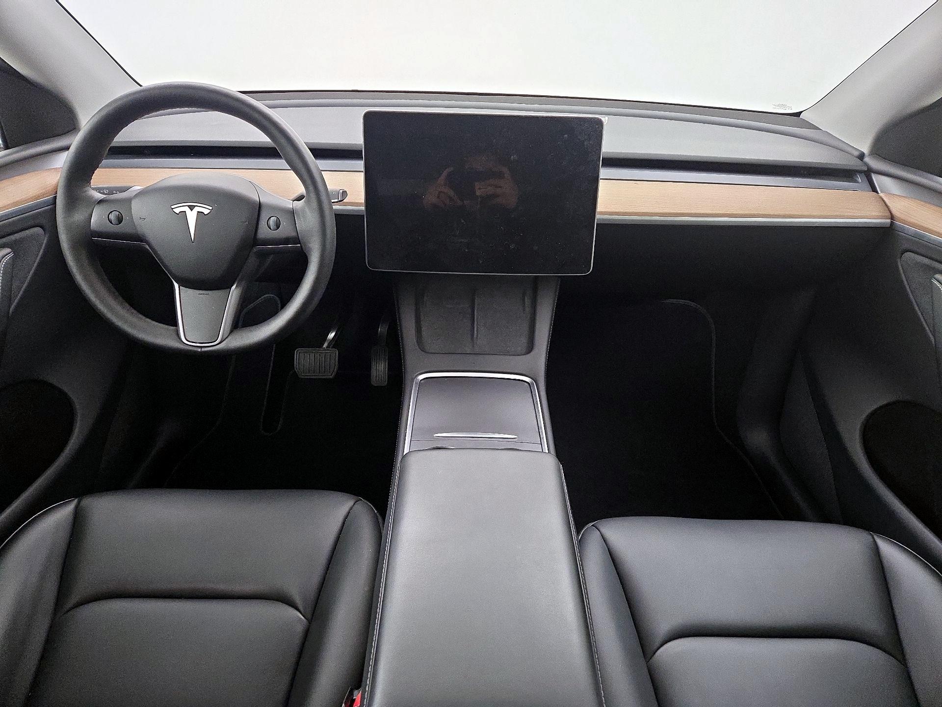 Thumbnail: 2024 Tesla Model Y - 9