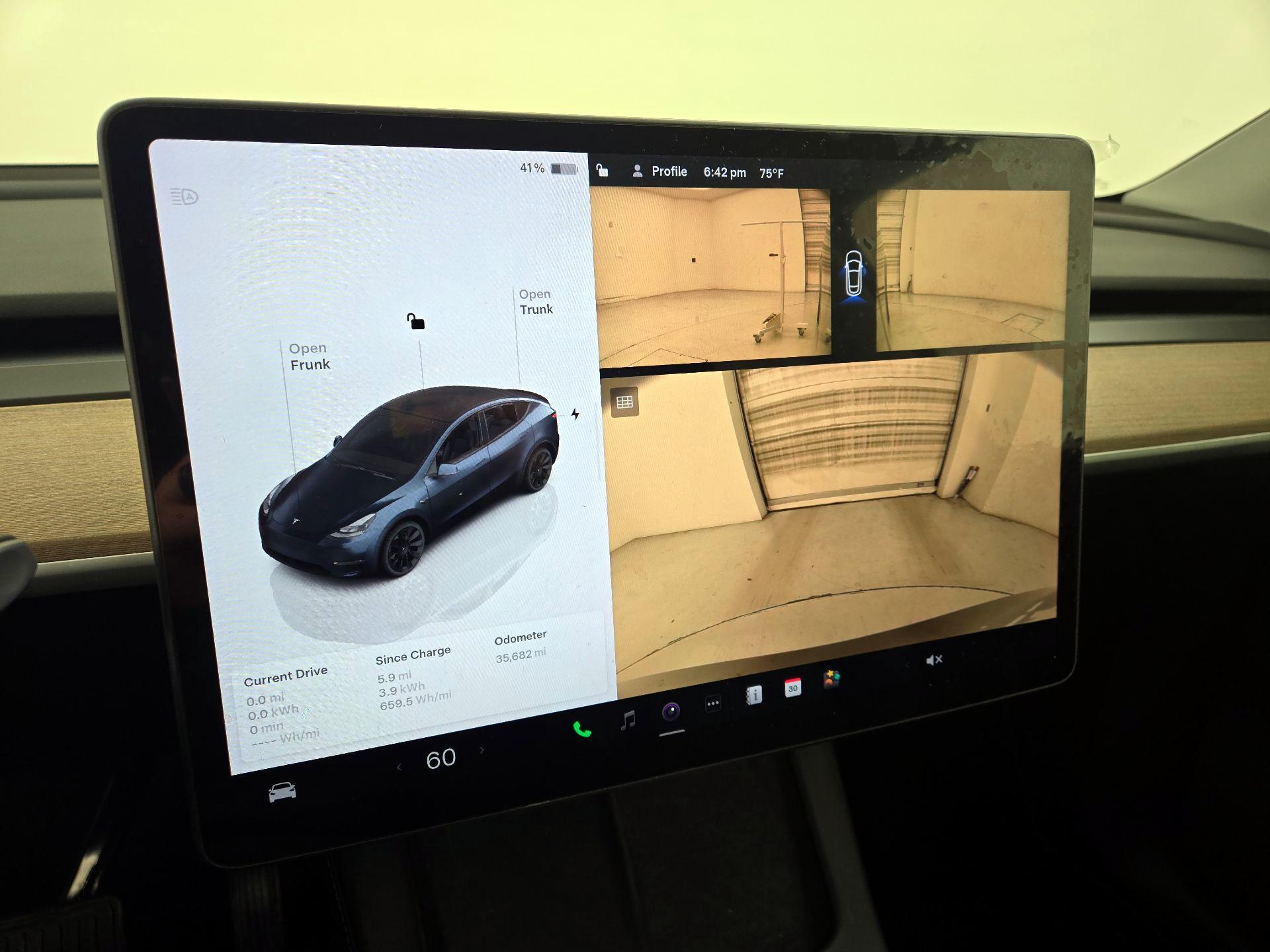 Thumbnail: 2024 Tesla Model Y - 14