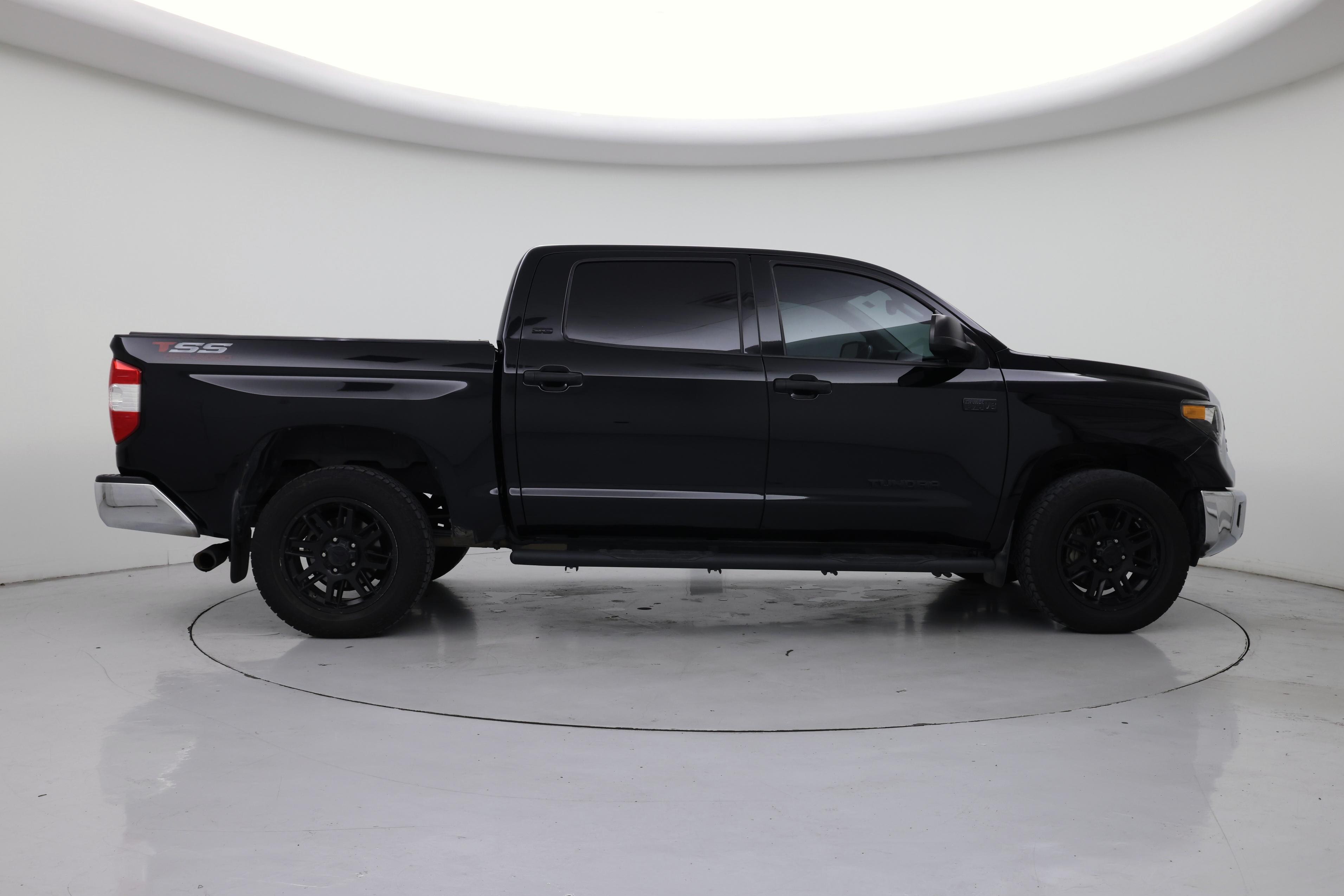Thumbnail: 2021 Toyota Tundra - 7