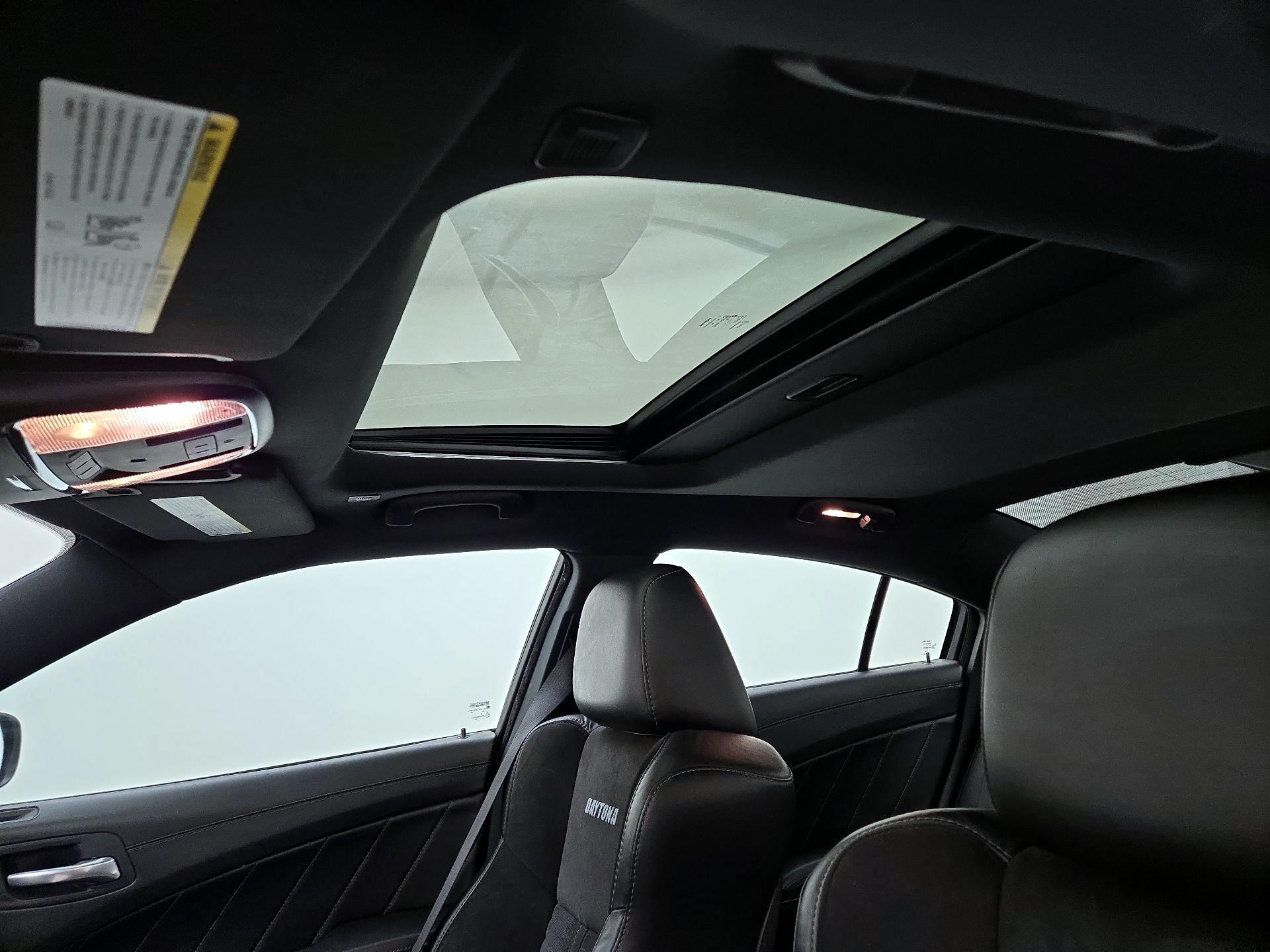 Thumbnail: 2022 Dodge Charger - 19