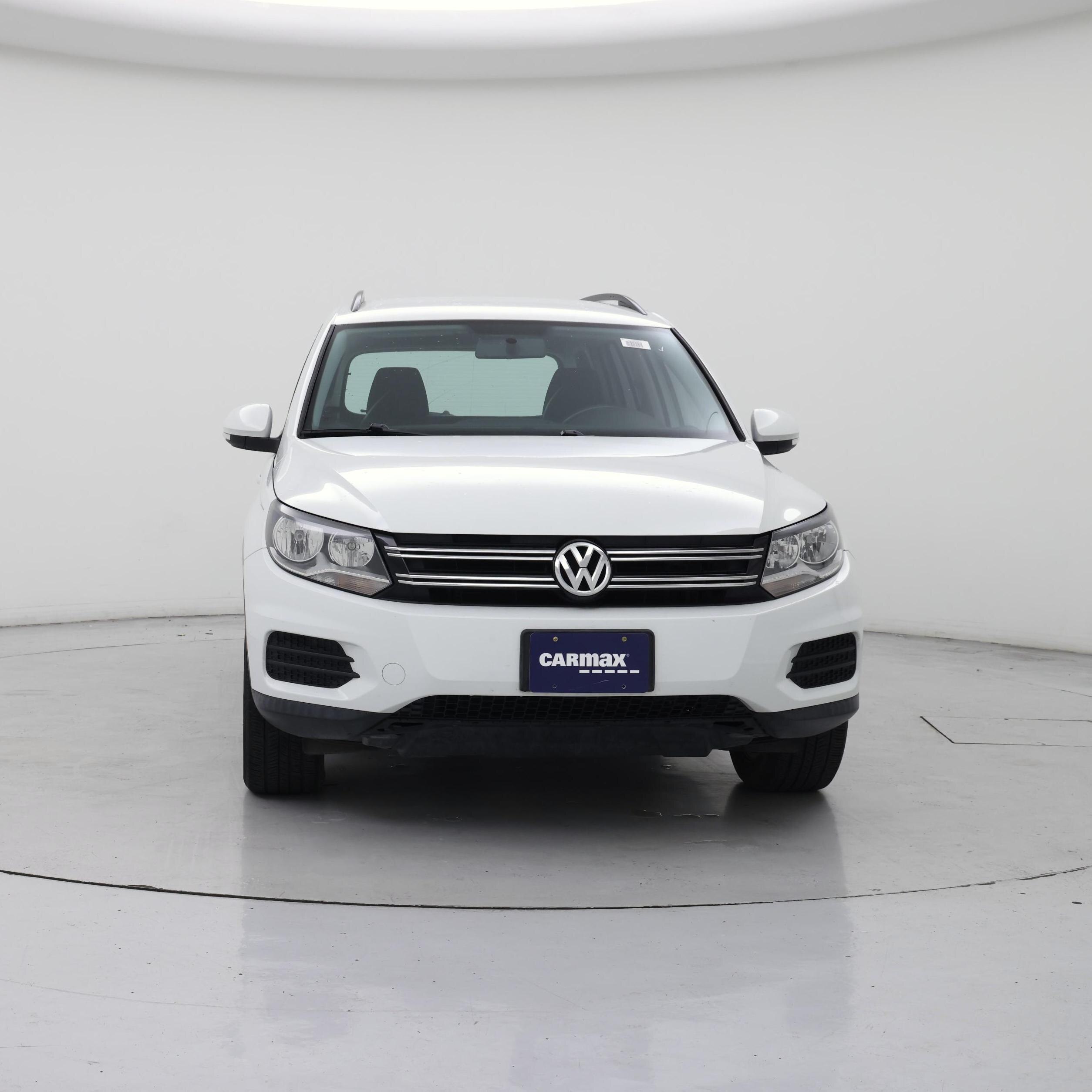 Thumbnail: 2017 Volkswagen Tiguan - 5