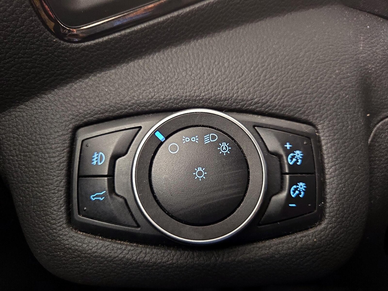 2017 Ford Escape Titanium - Photo 14