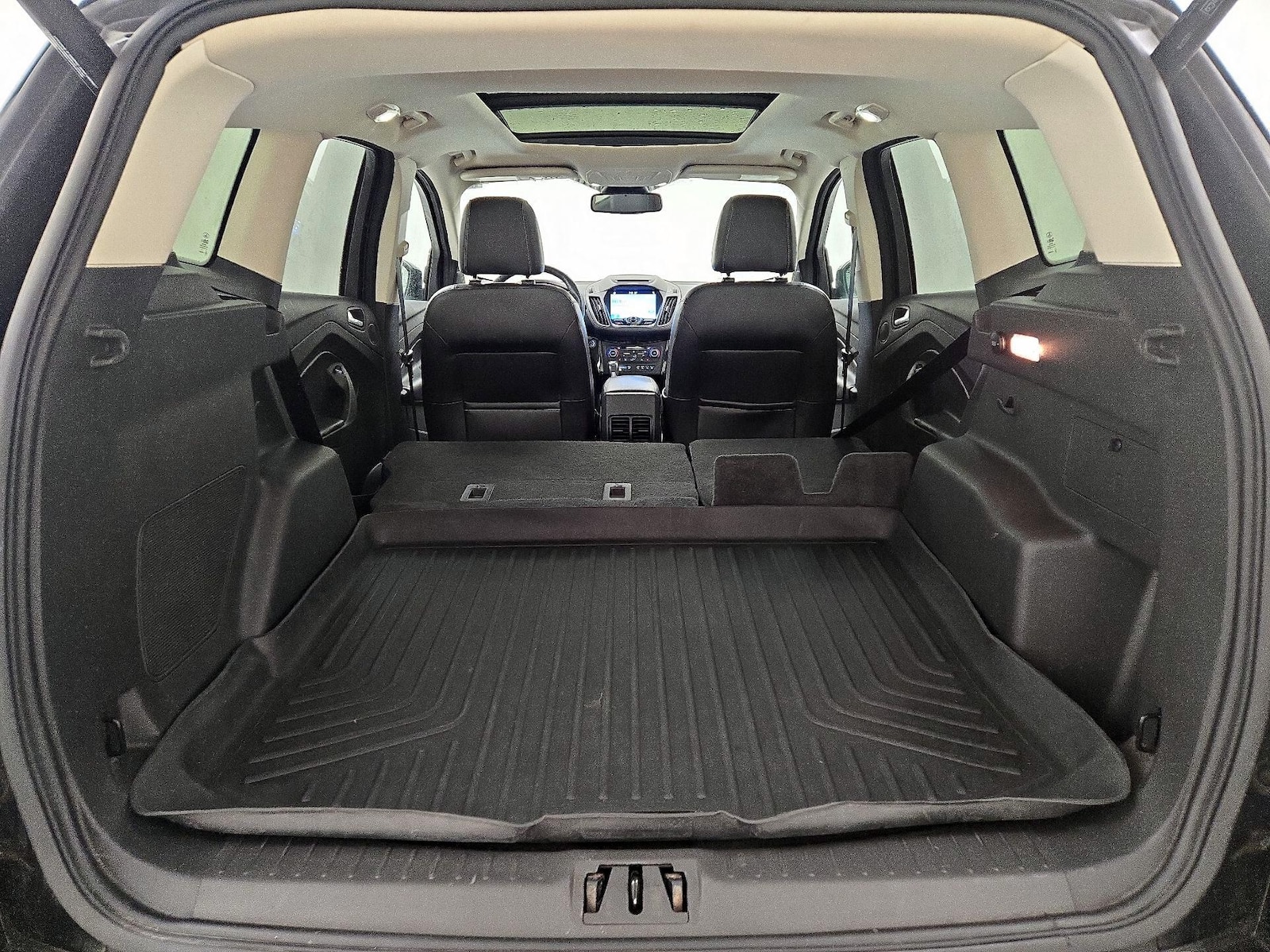 2017 Ford Escape Titanium - Photo 24