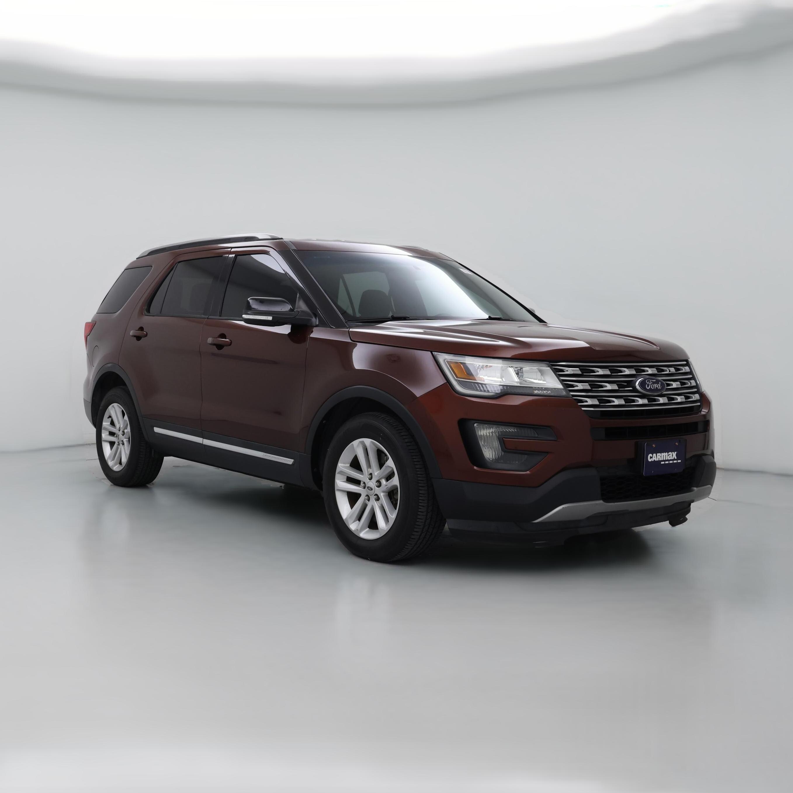 Thumbnail: 2016 Ford Explorer - 1