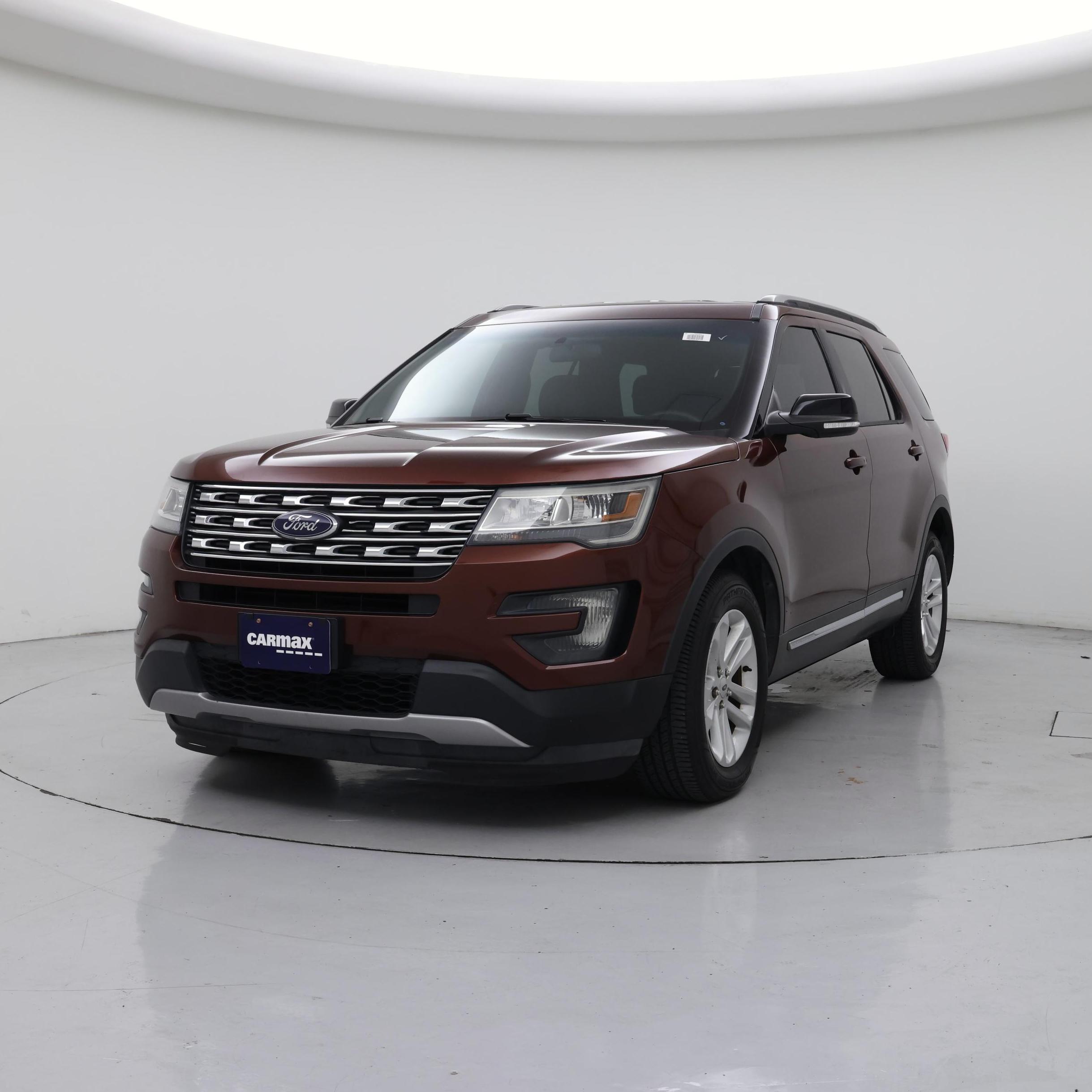 Thumbnail: 2016 Ford Explorer - 4