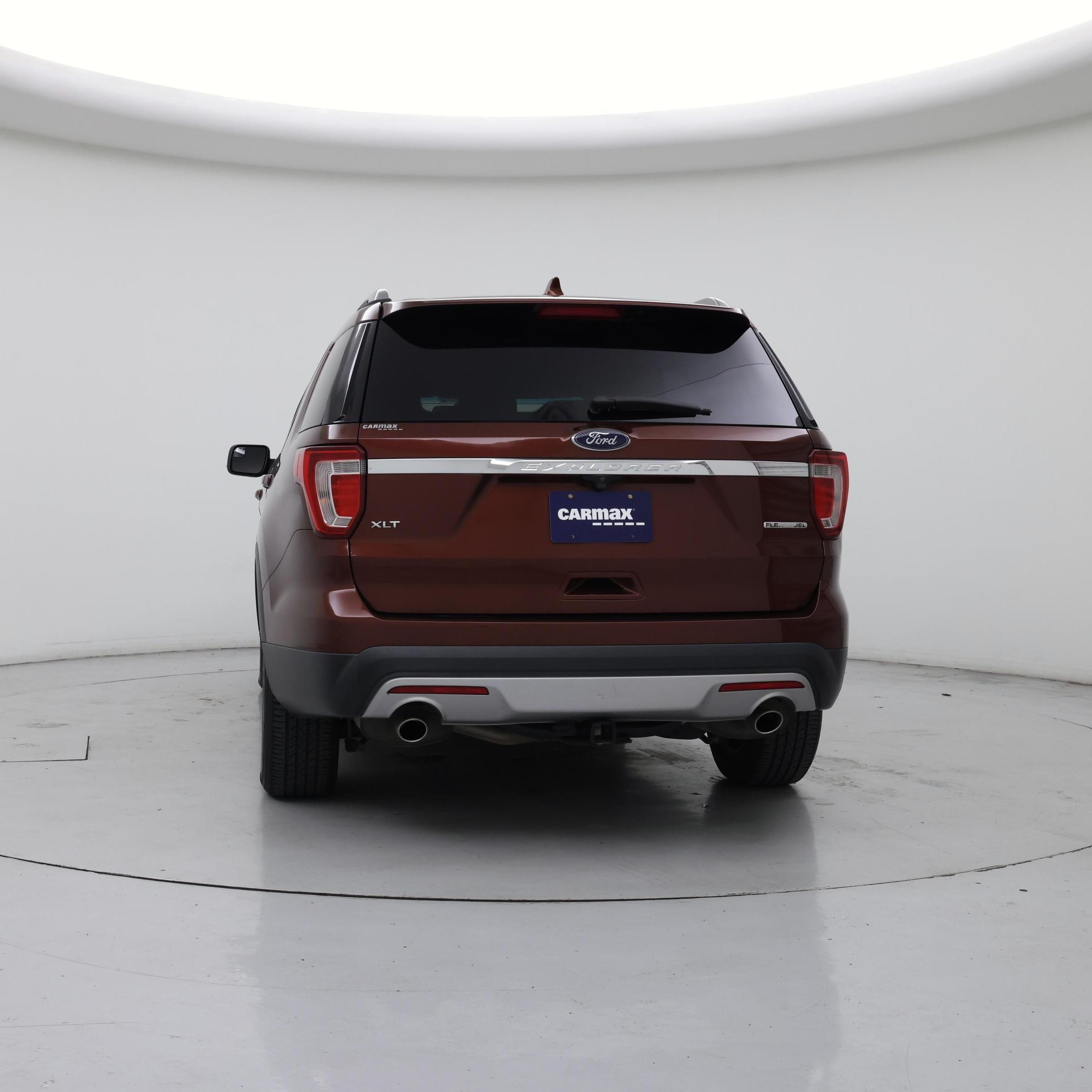 Thumbnail: 2016 Ford Explorer - 6