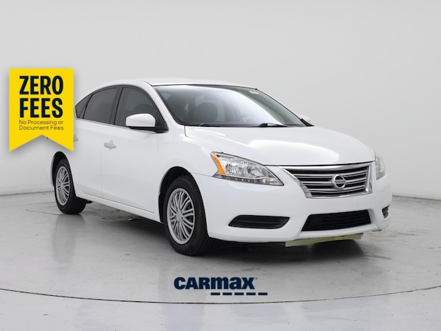 White 2015 Nissan Sentra SR Sedan Front-Wheel Drive Automatic