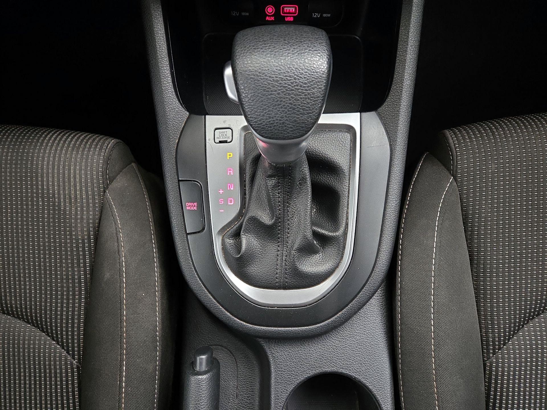 Thumbnail: 2019 Kia Forte - 17