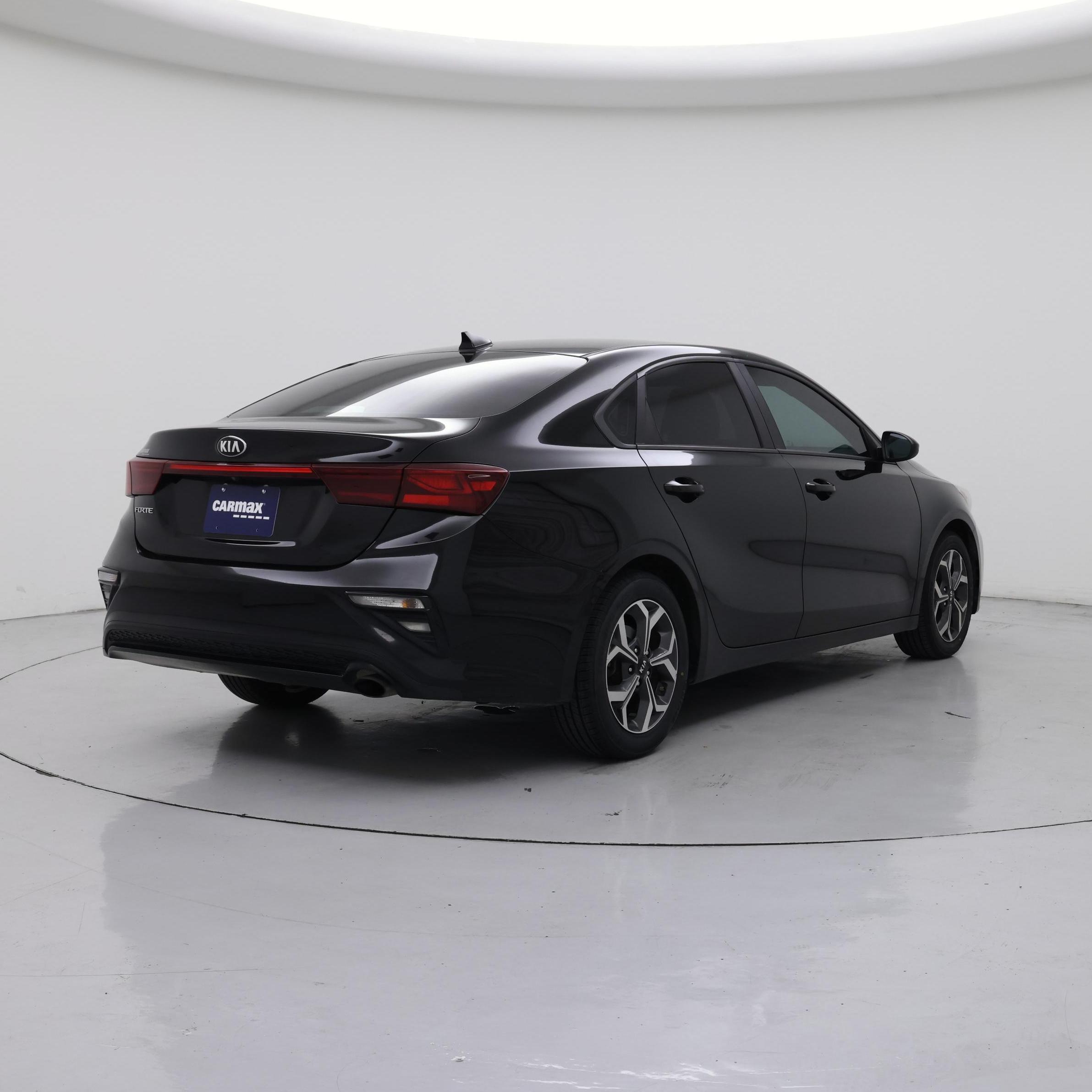 Thumbnail: 2019 Kia Forte - 8