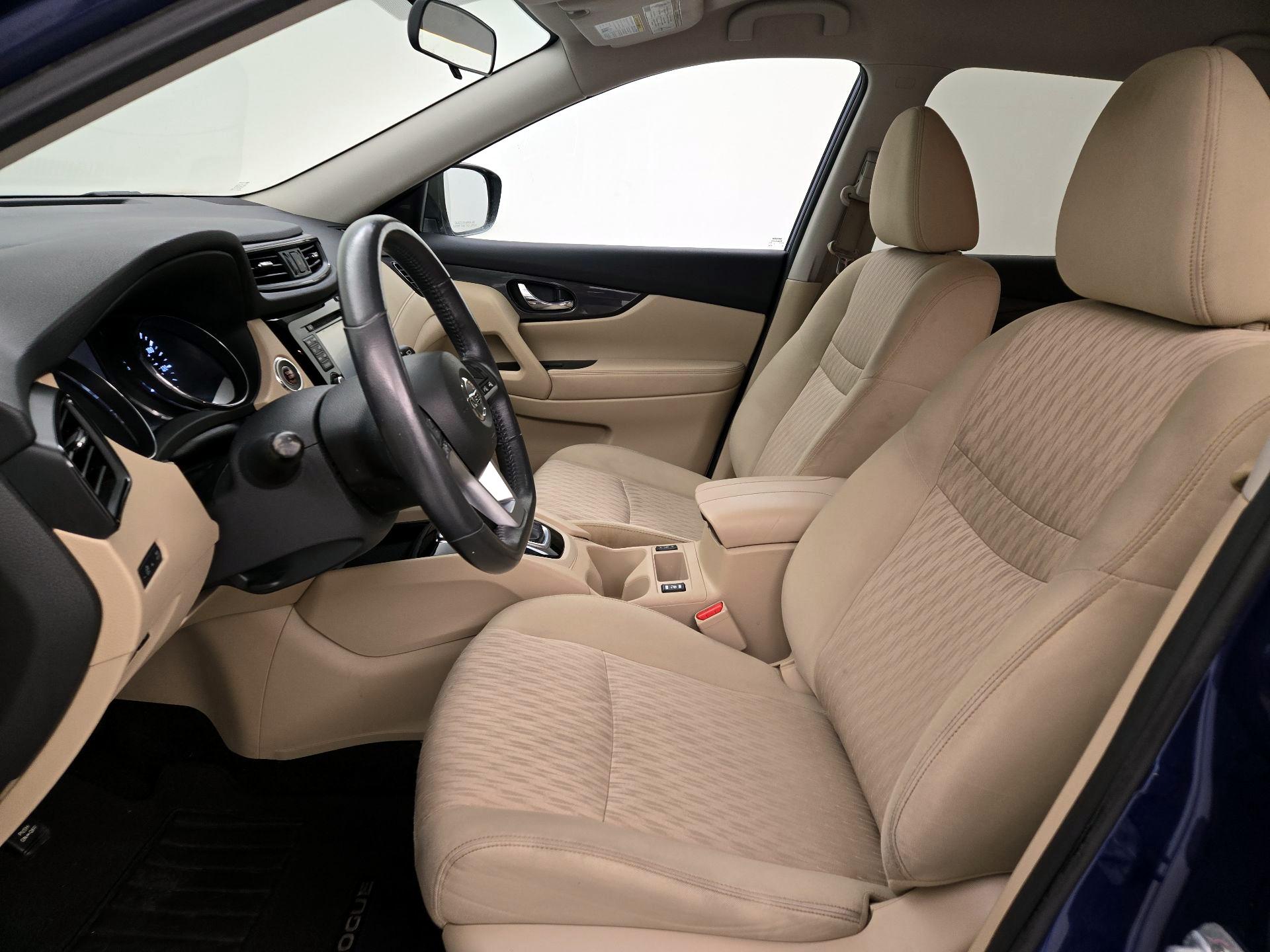 Thumbnail: 2017 Nissan Rogue - 11