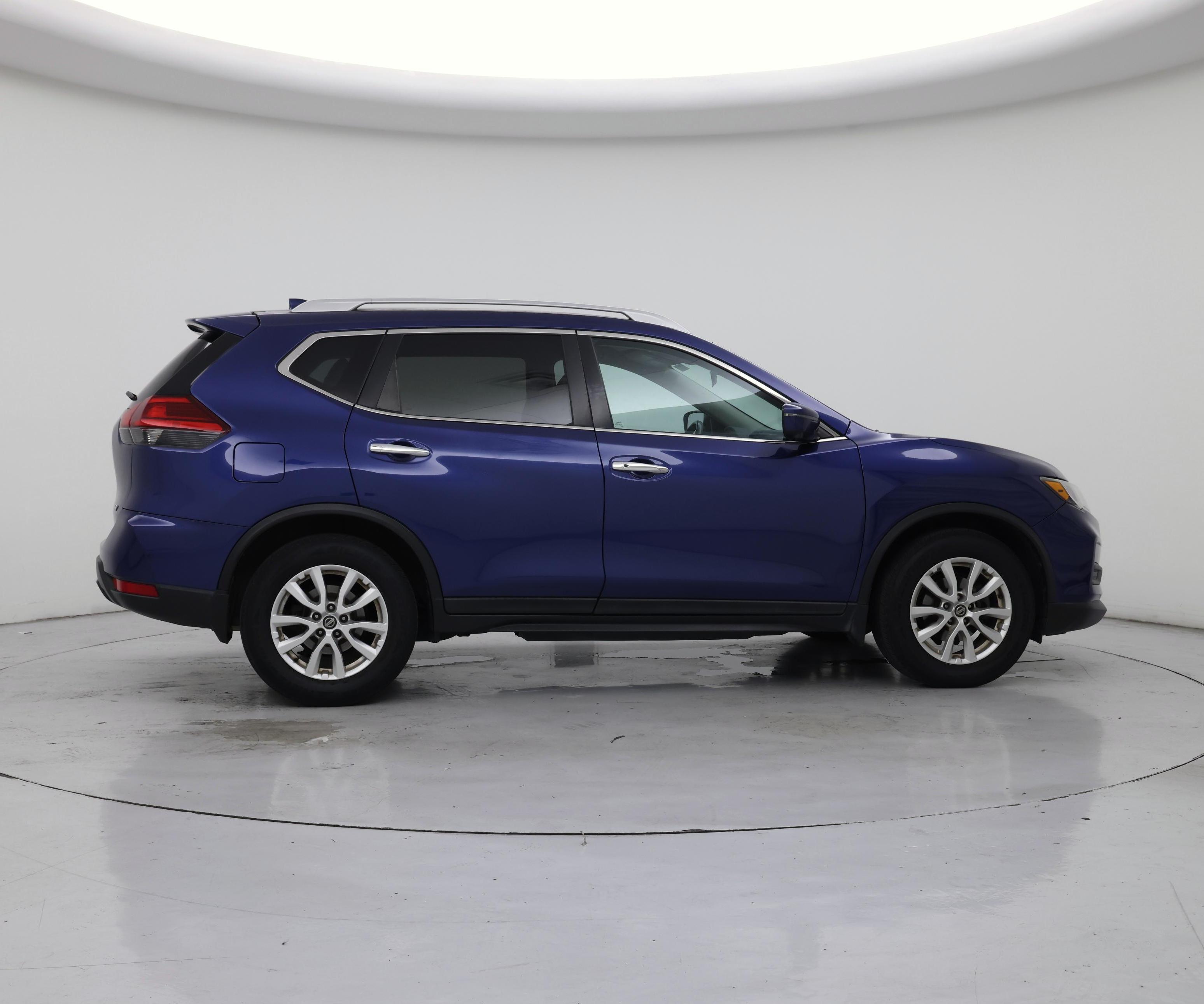 Thumbnail: 2017 Nissan Rogue - 7