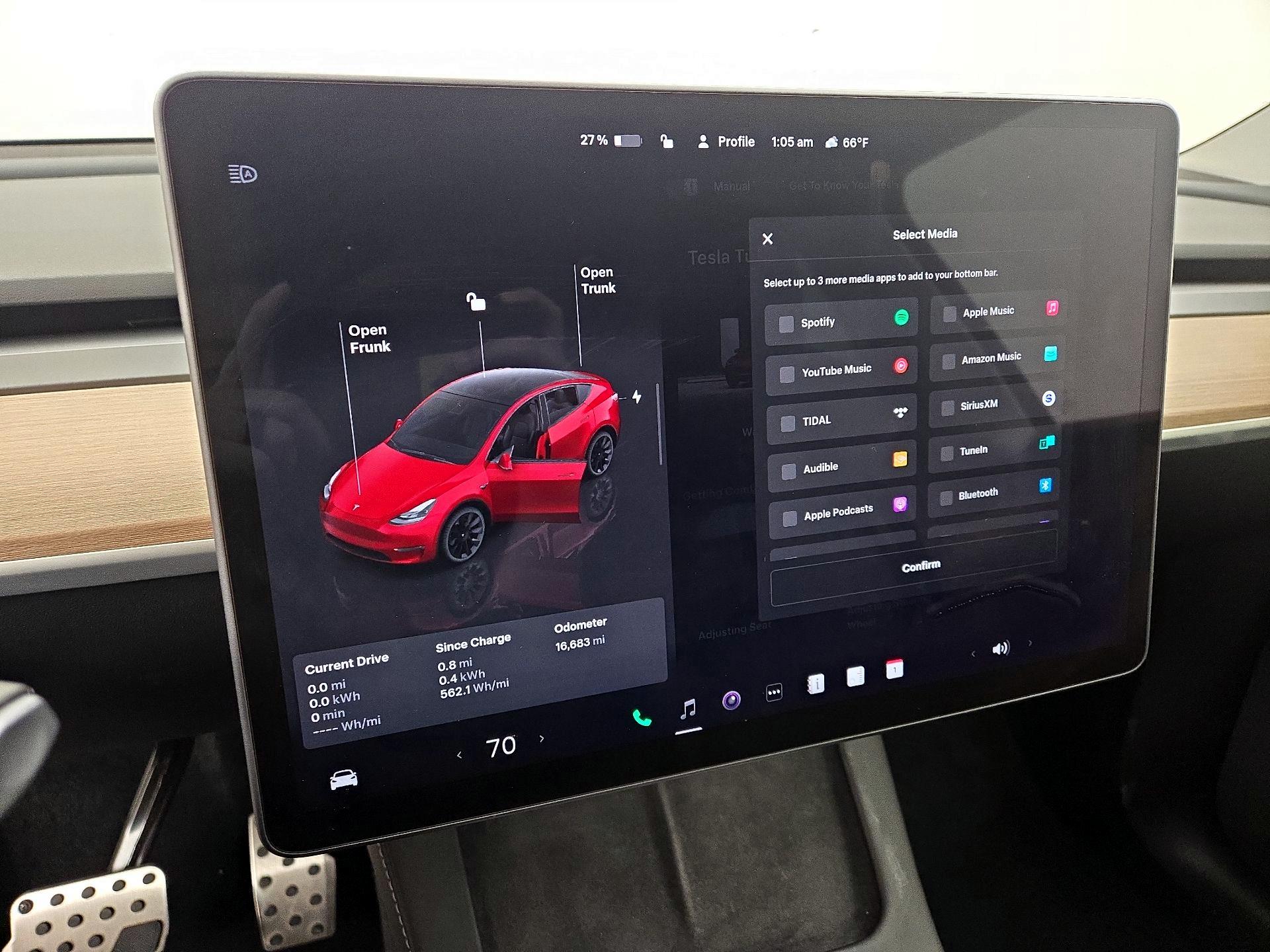 Thumbnail: 2023 Tesla Model Y - 15