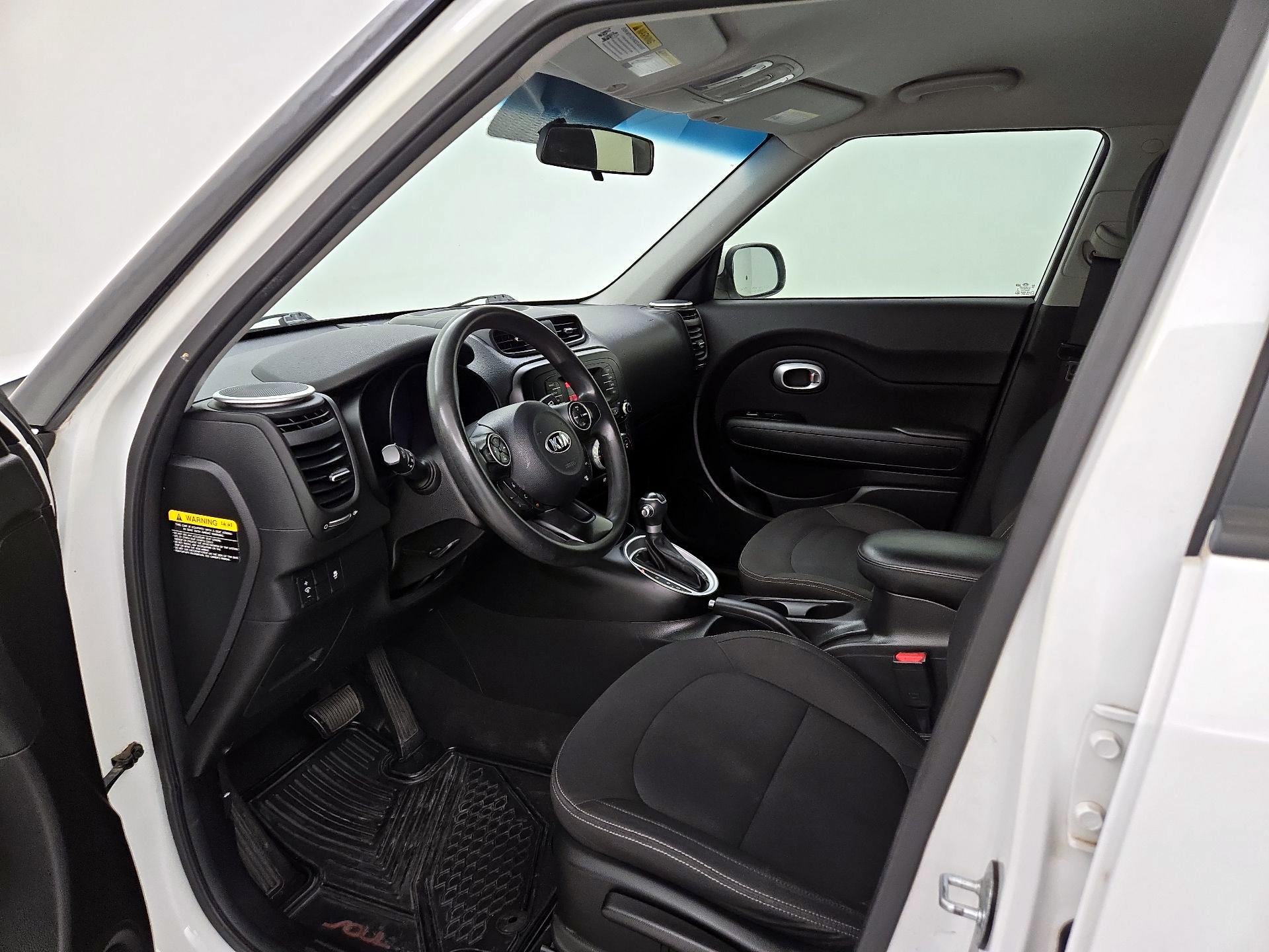 Thumbnail: 2015 Kia Soul - 9
