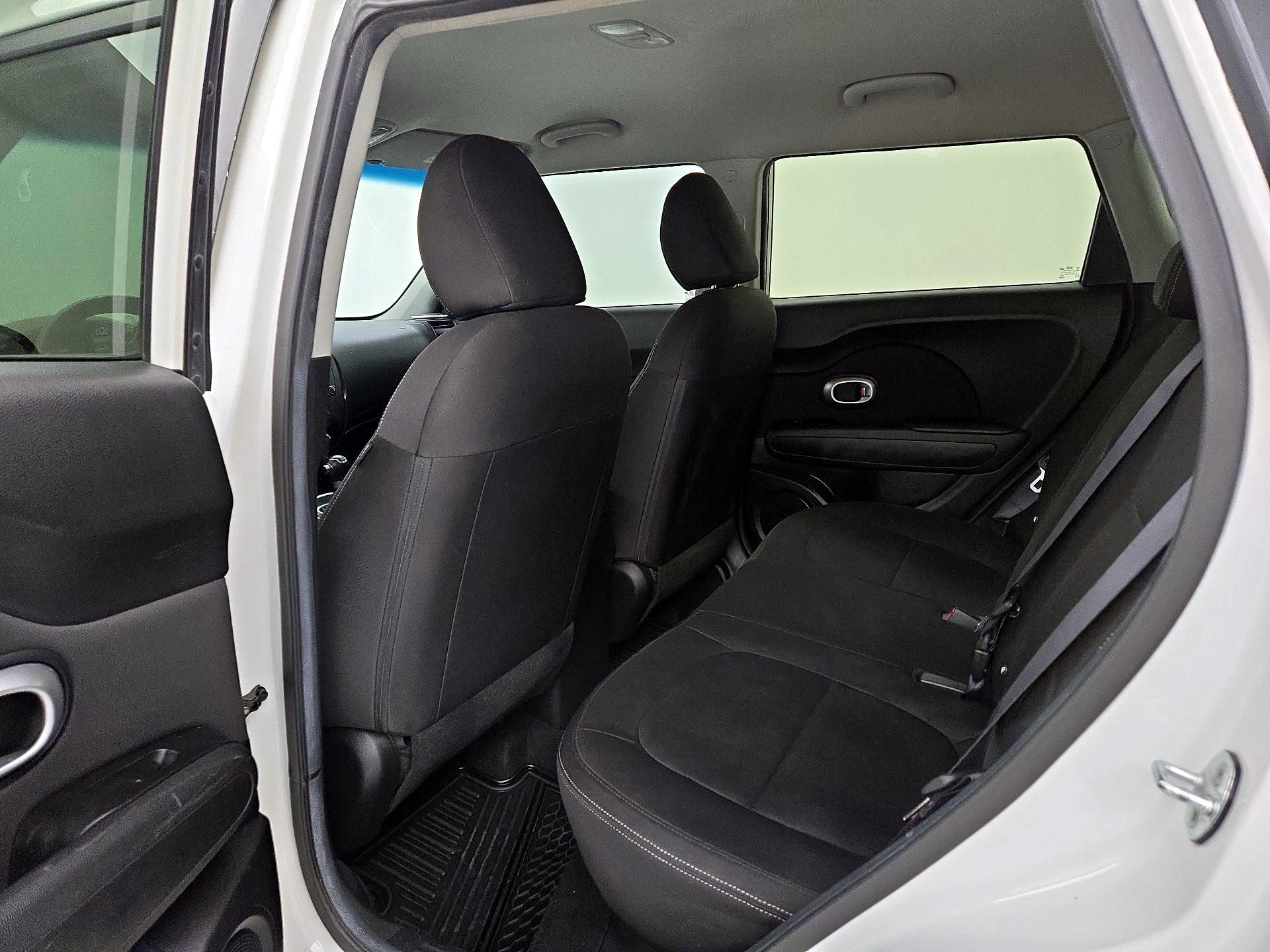 Thumbnail: 2015 Kia Soul - 16