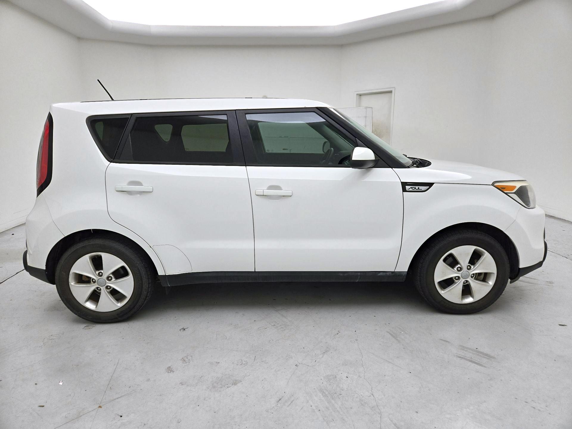 Thumbnail: 2015 Kia Soul - 4