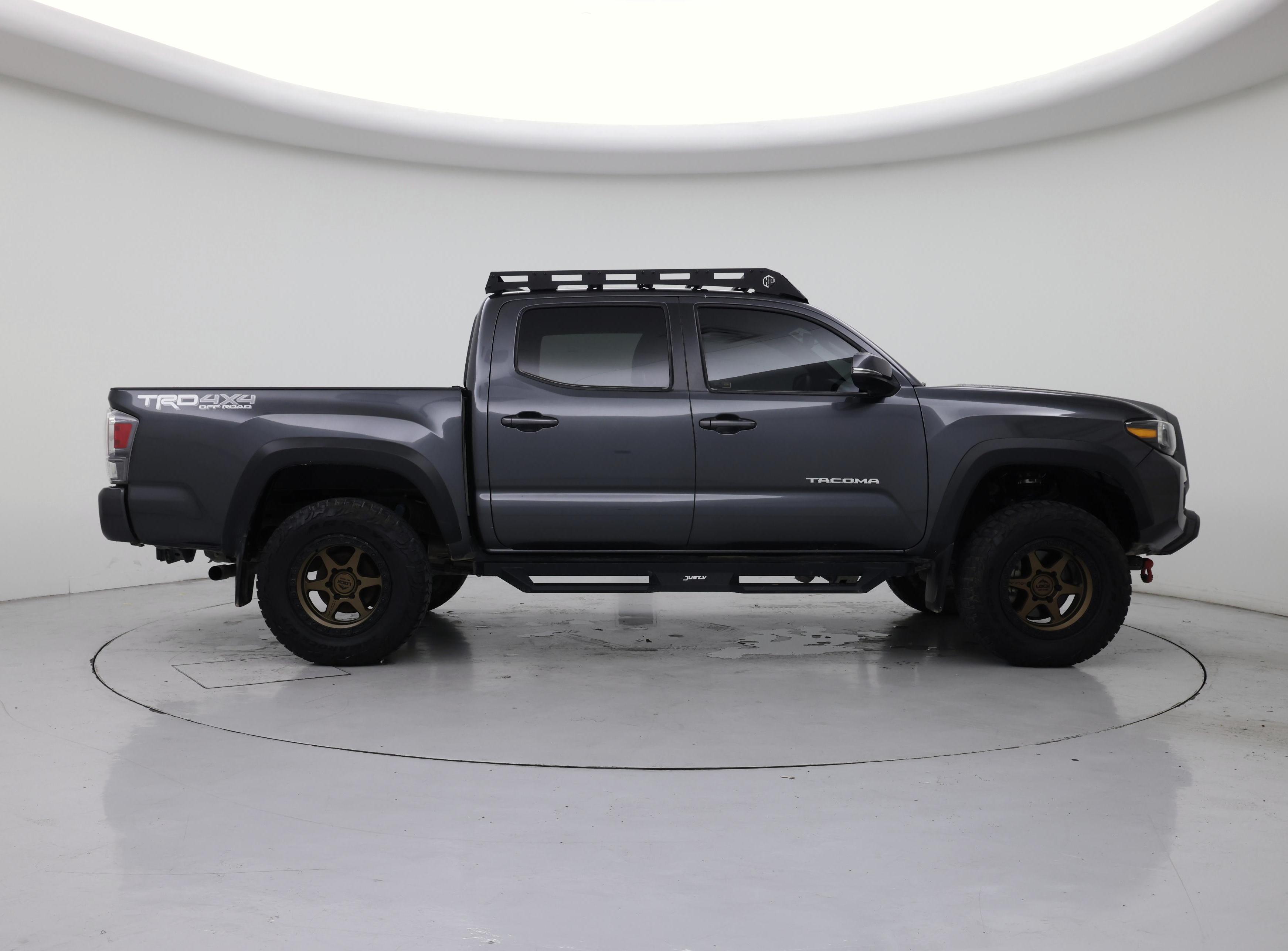 Thumbnail: 2021 Toyota Tacoma - 7