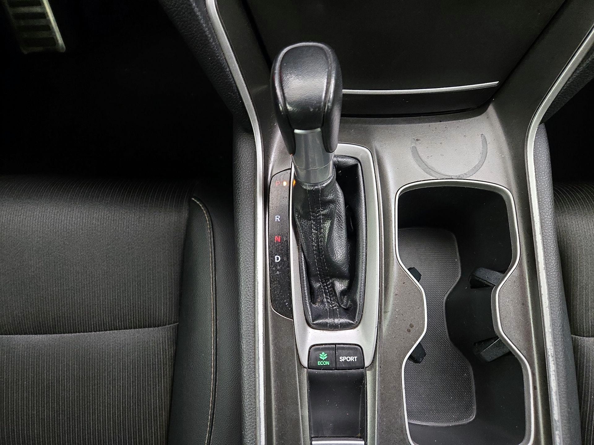 Thumbnail: 2019 Honda Accord - 17