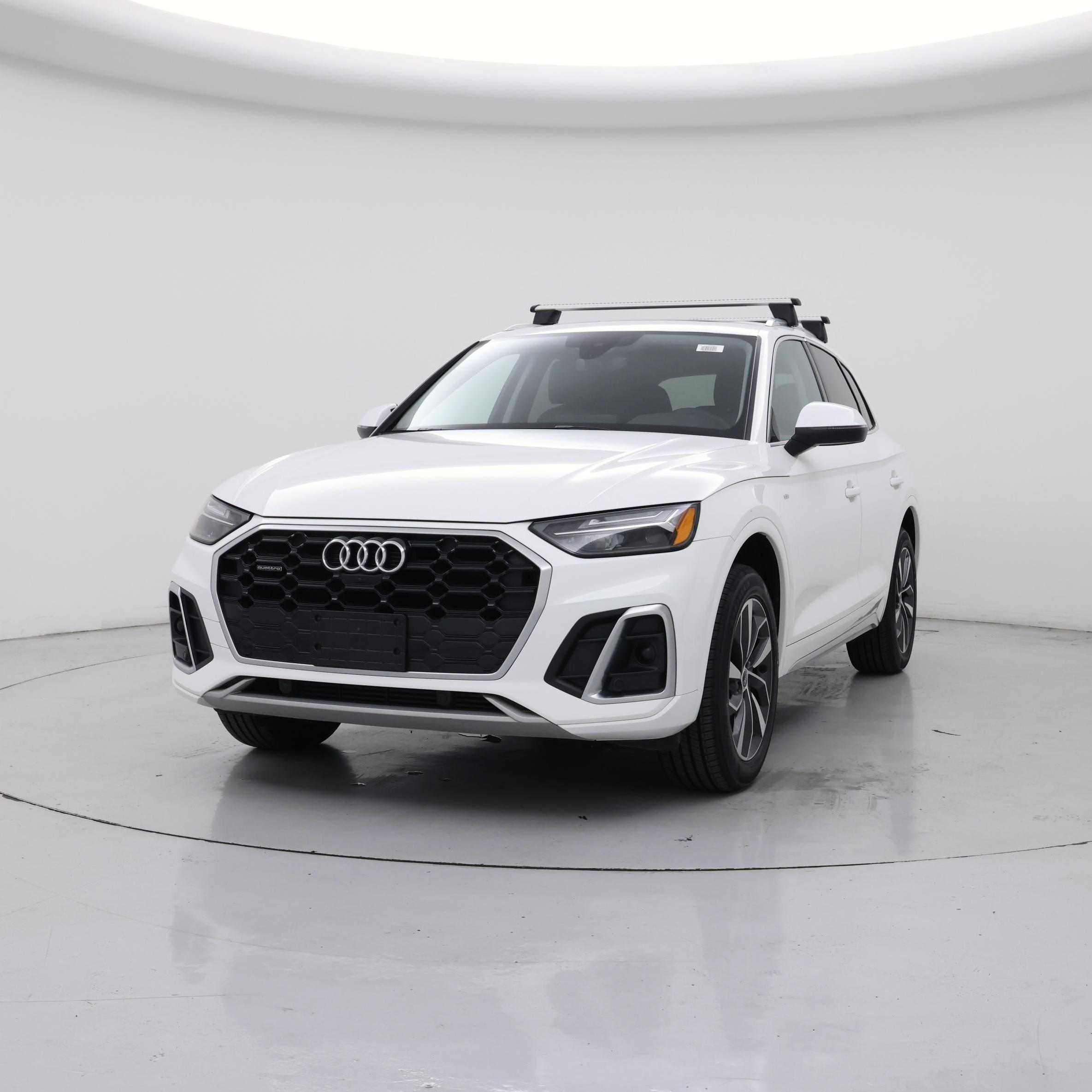 Thumbnail: 2023 Audi Q5 - 4