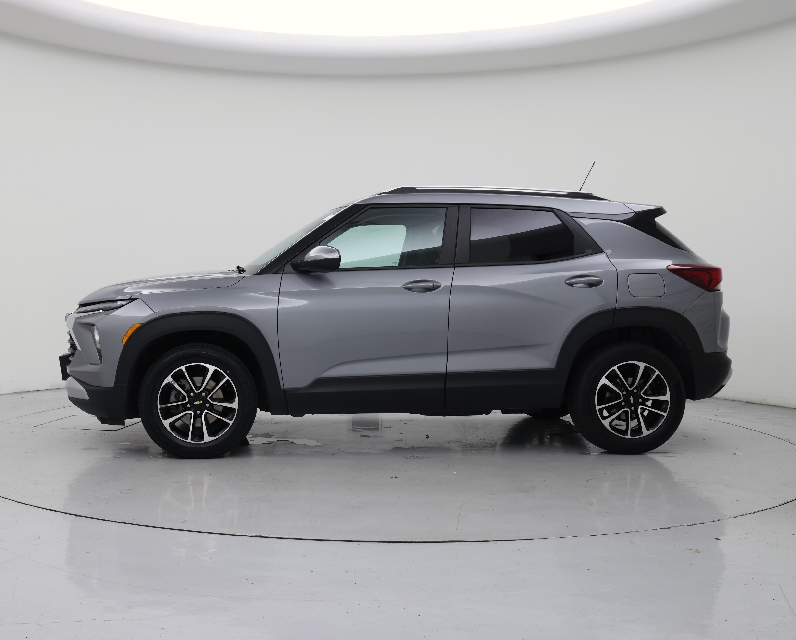 Thumbnail: 2025 Chevrolet TrailBlazer - 3