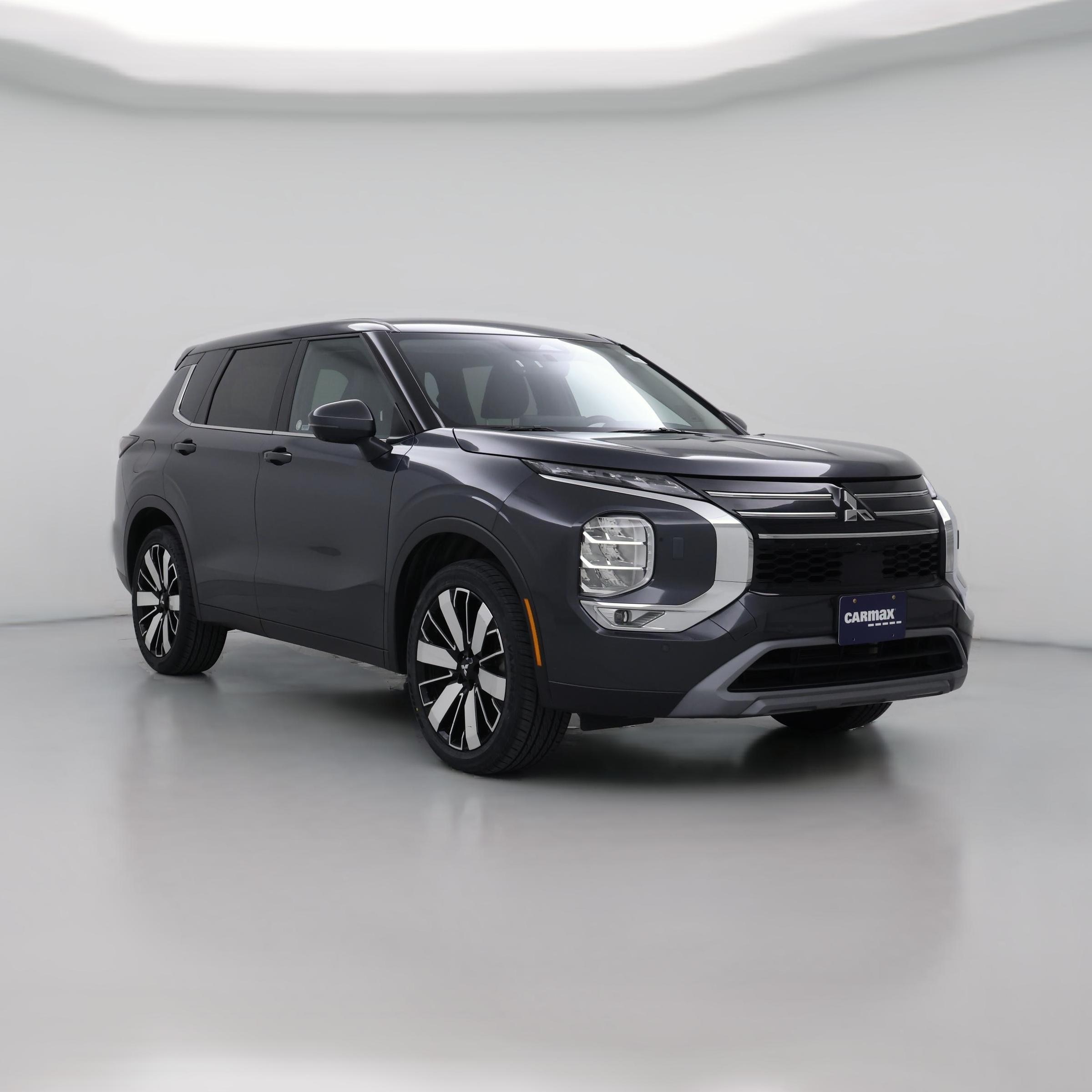 Thumbnail: 2025 Mitsubishi Outlander - 1