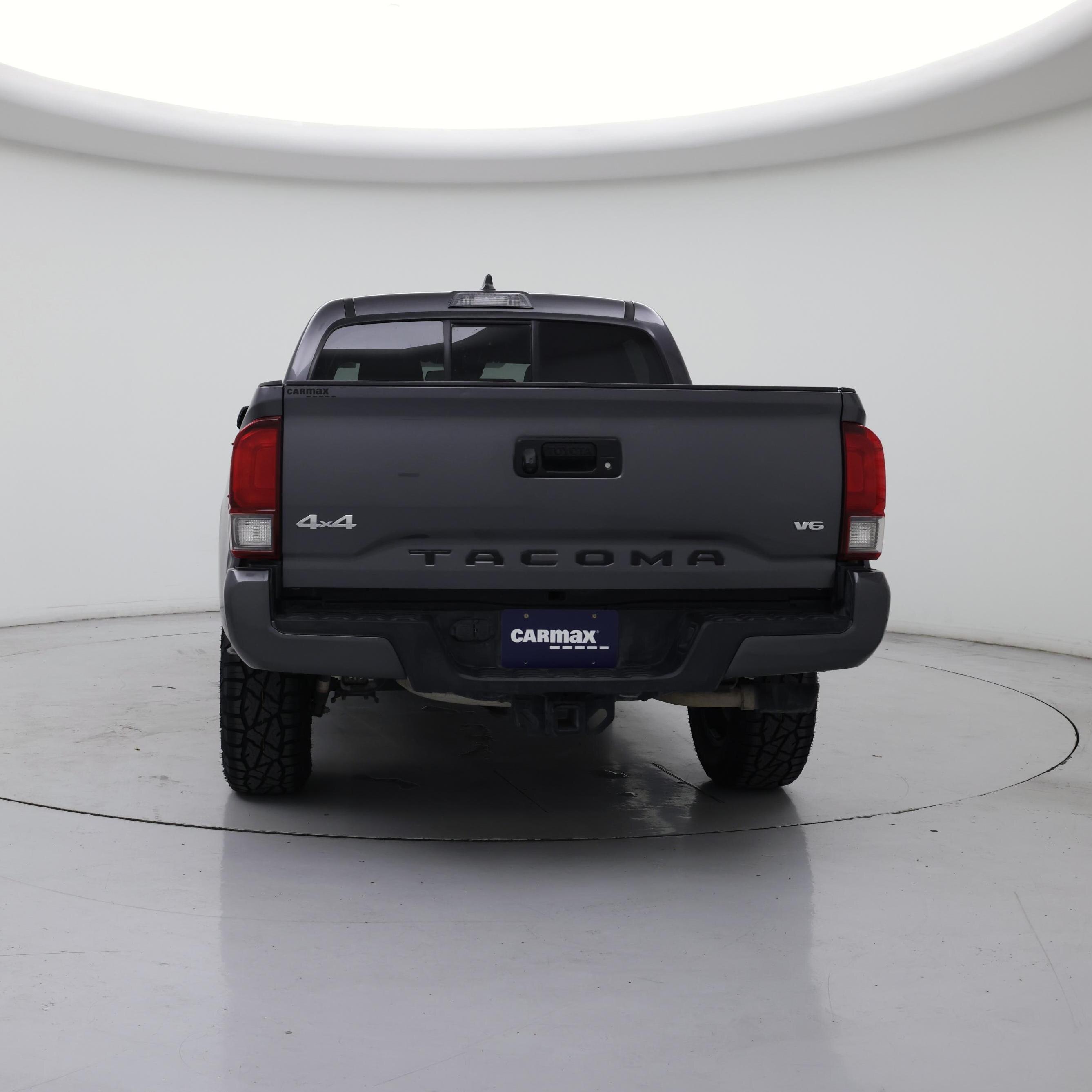 Thumbnail: 2022 Toyota Tacoma - 6