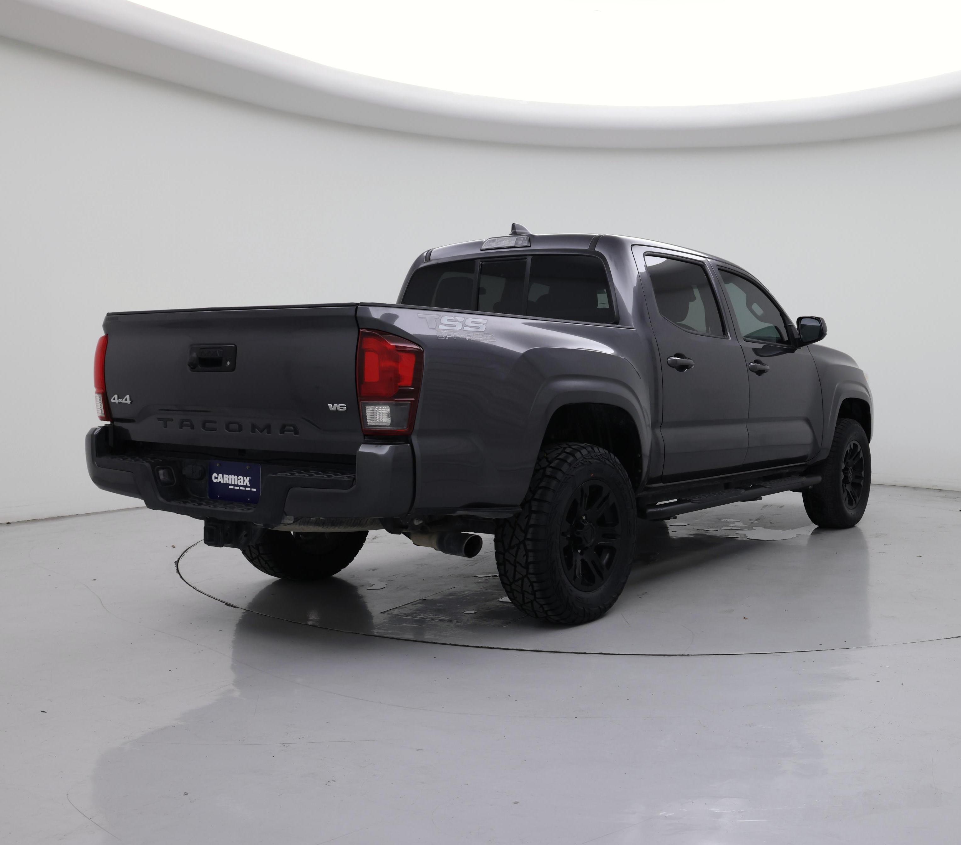Thumbnail: 2022 Toyota Tacoma - 8