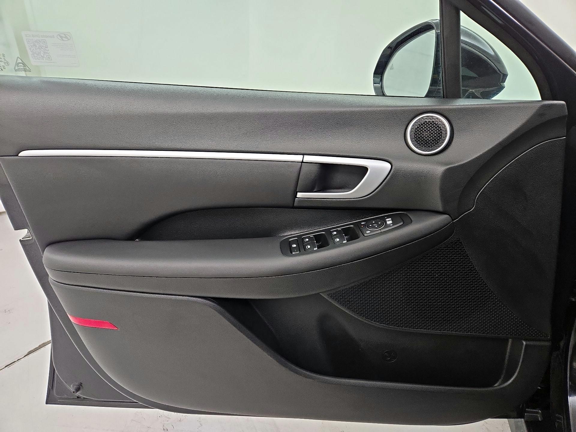 Thumbnail: 2025 Hyundai Sonata - 12