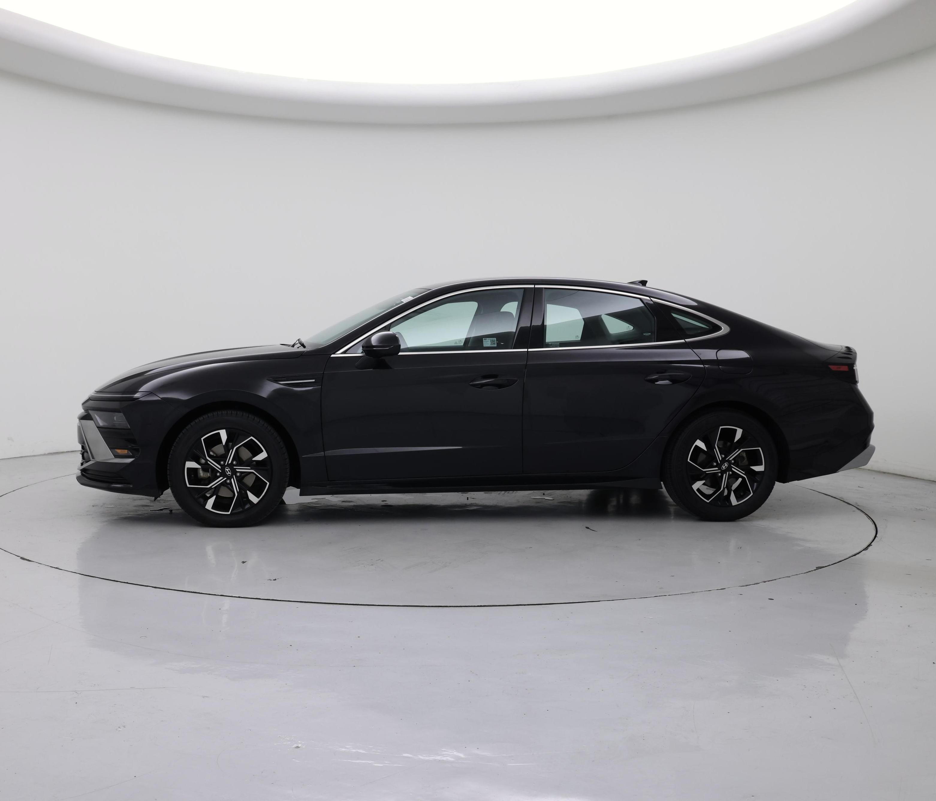 Thumbnail: 2025 Hyundai Sonata - 3