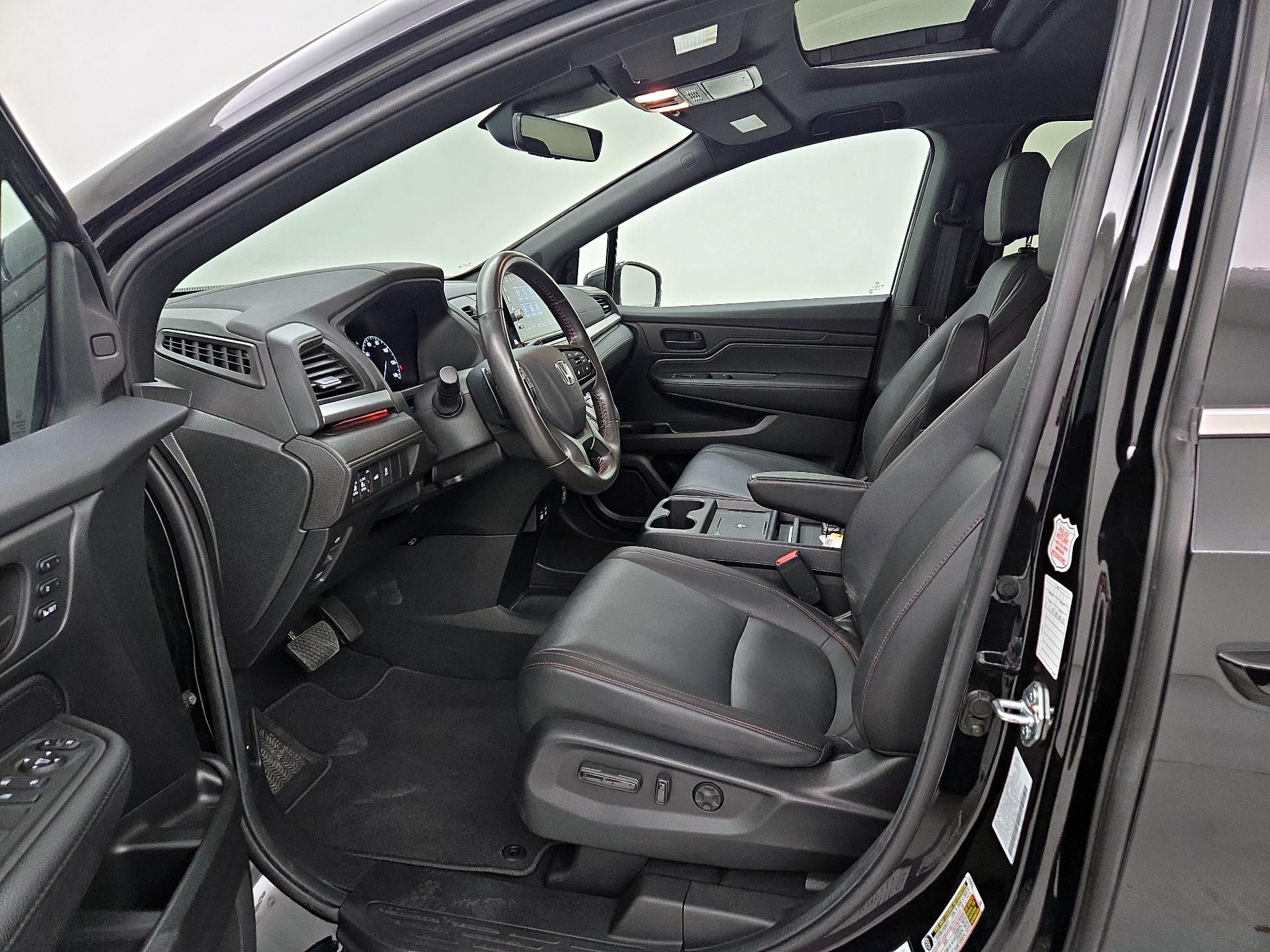 Thumbnail: 2025 Honda Odyssey - 11
