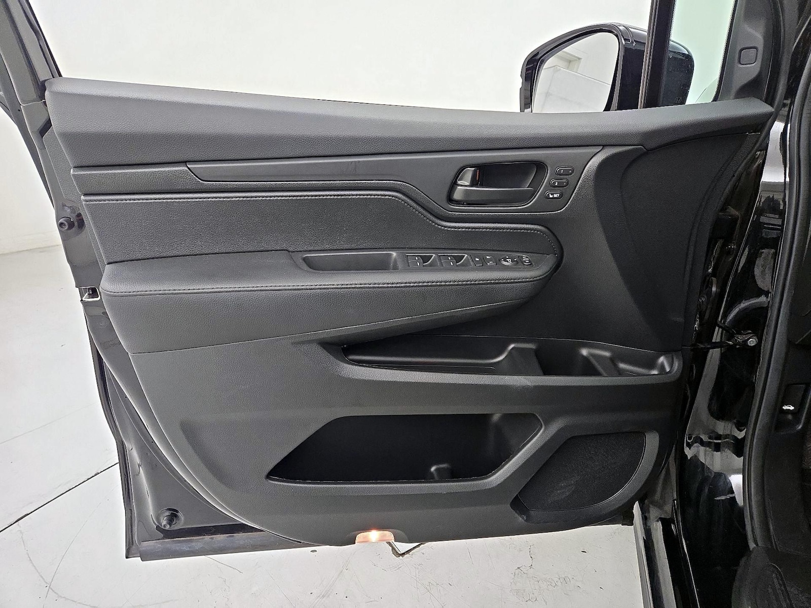 2025 Honda Odyssey Sport L - Photo 13