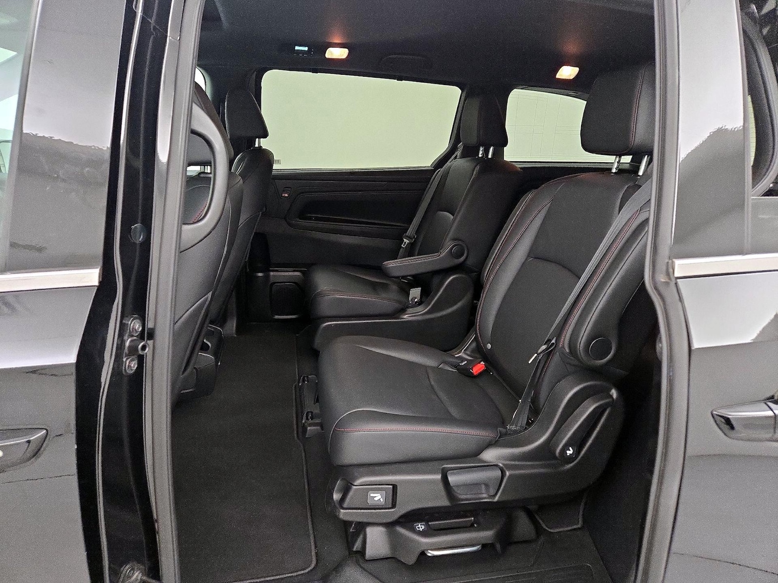 2025 Honda Odyssey Sport L - Photo 21