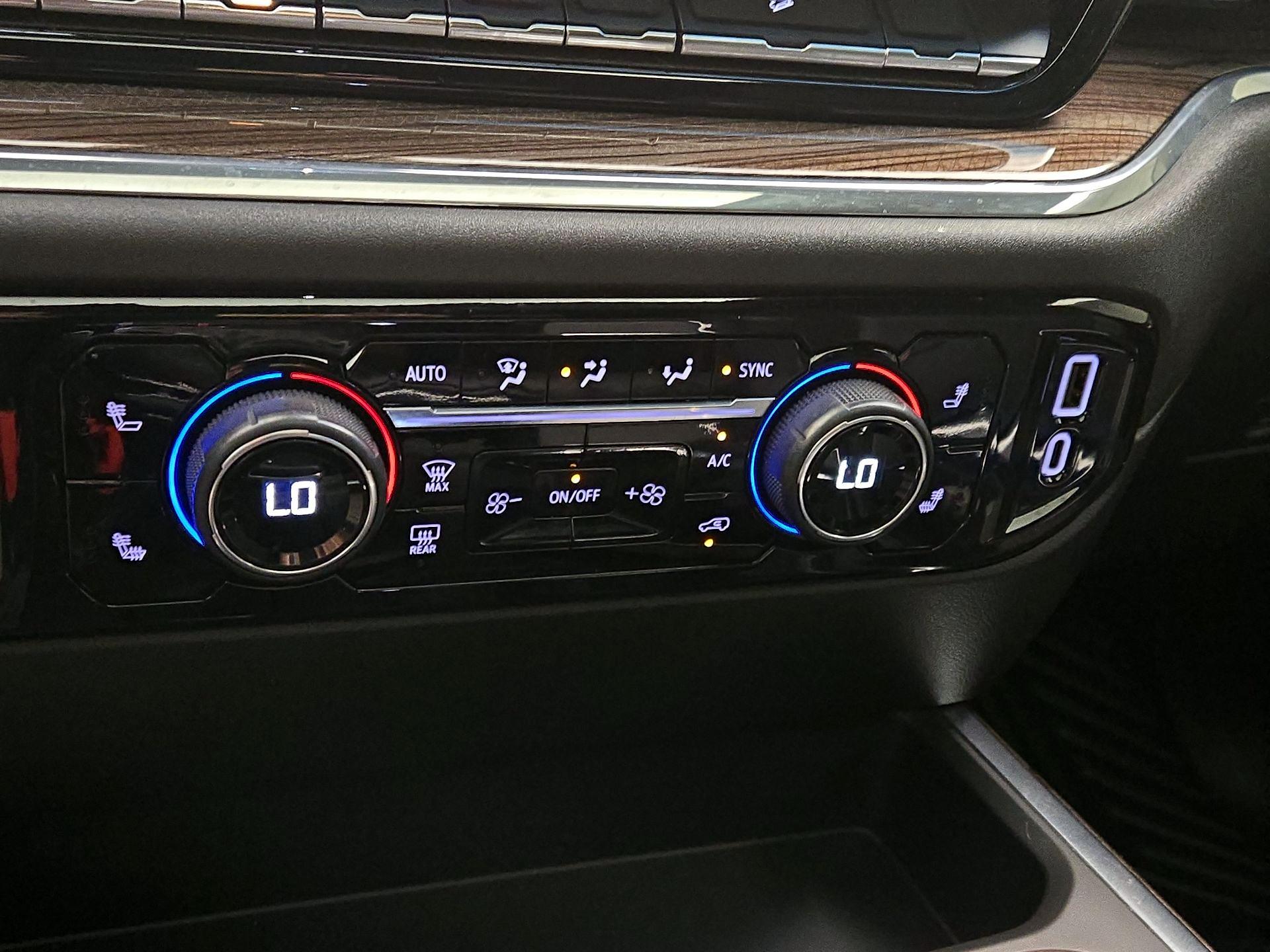 Thumbnail: 2024 Chevrolet Silverado 1500 - 16