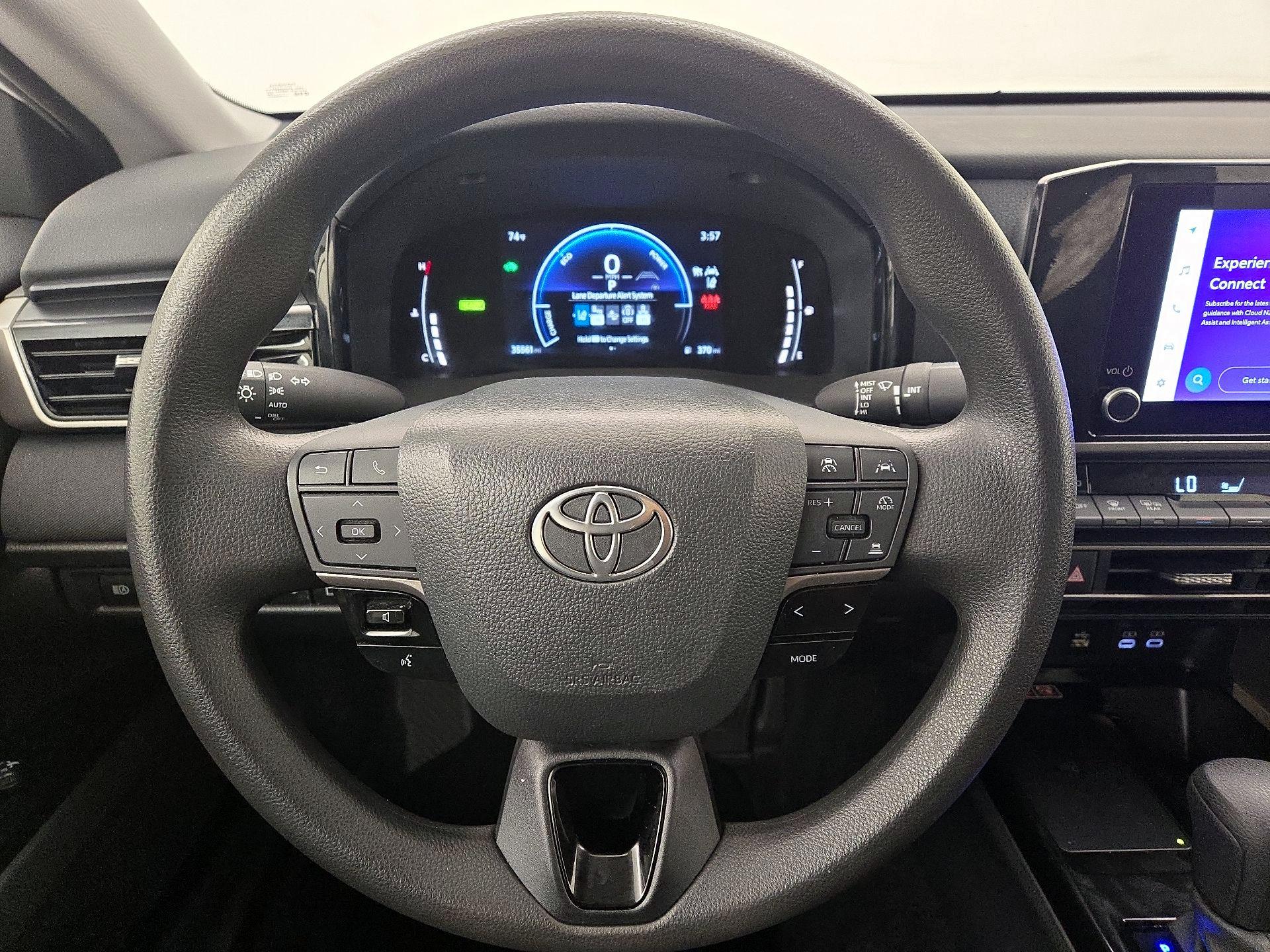 Thumbnail: 2025 Toyota Camry - 10
