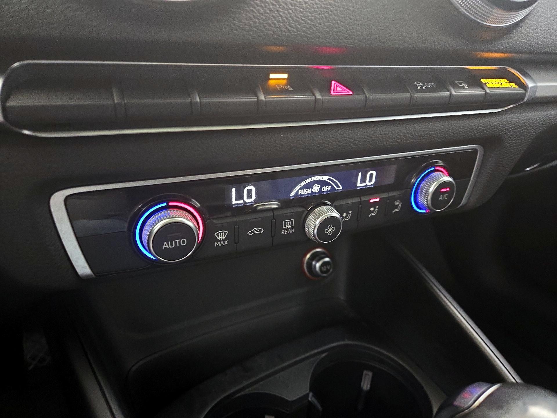 Thumbnail: 2016 Audi A3 - 16