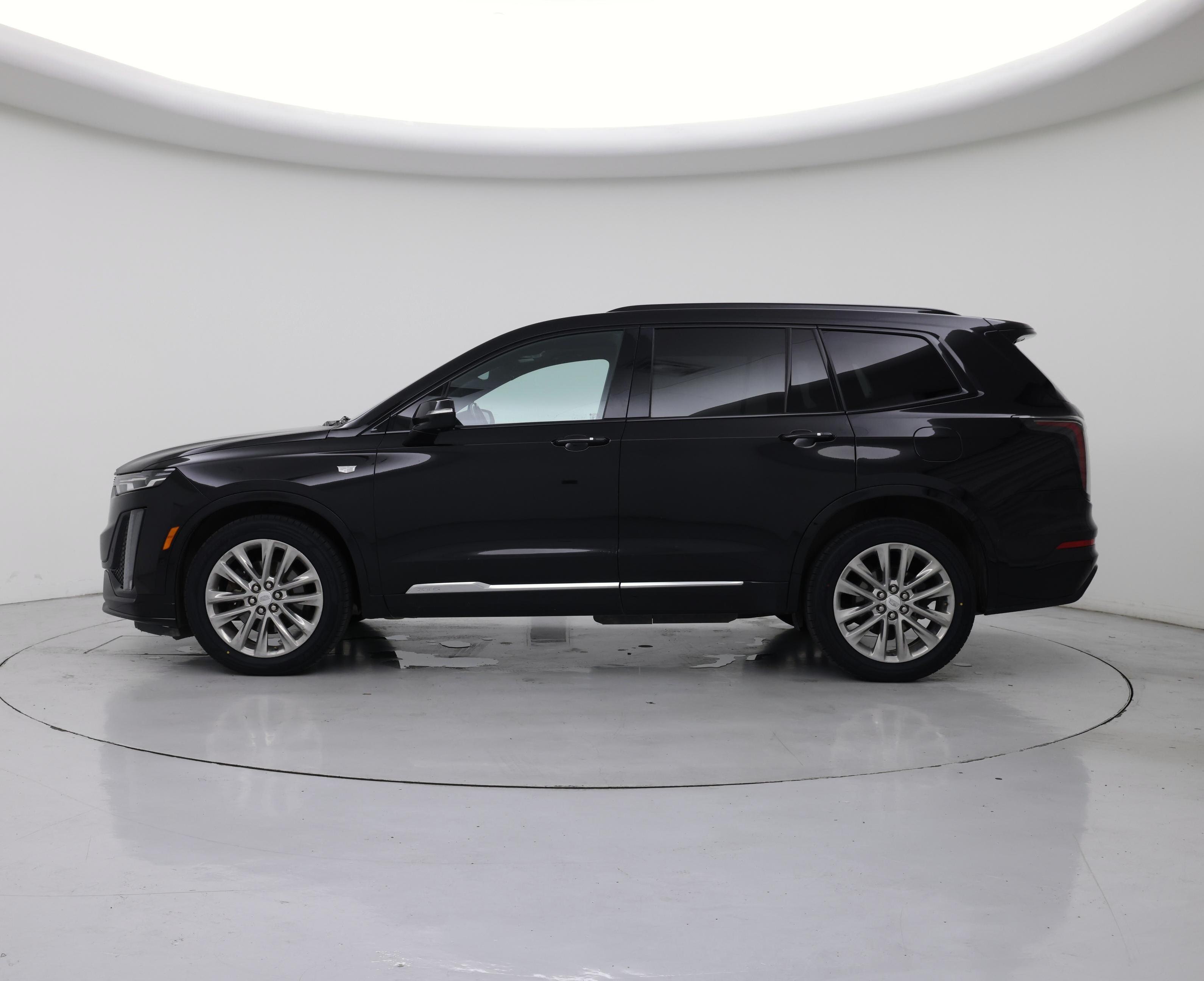 Thumbnail: 2020 Cadillac XT6 - 3