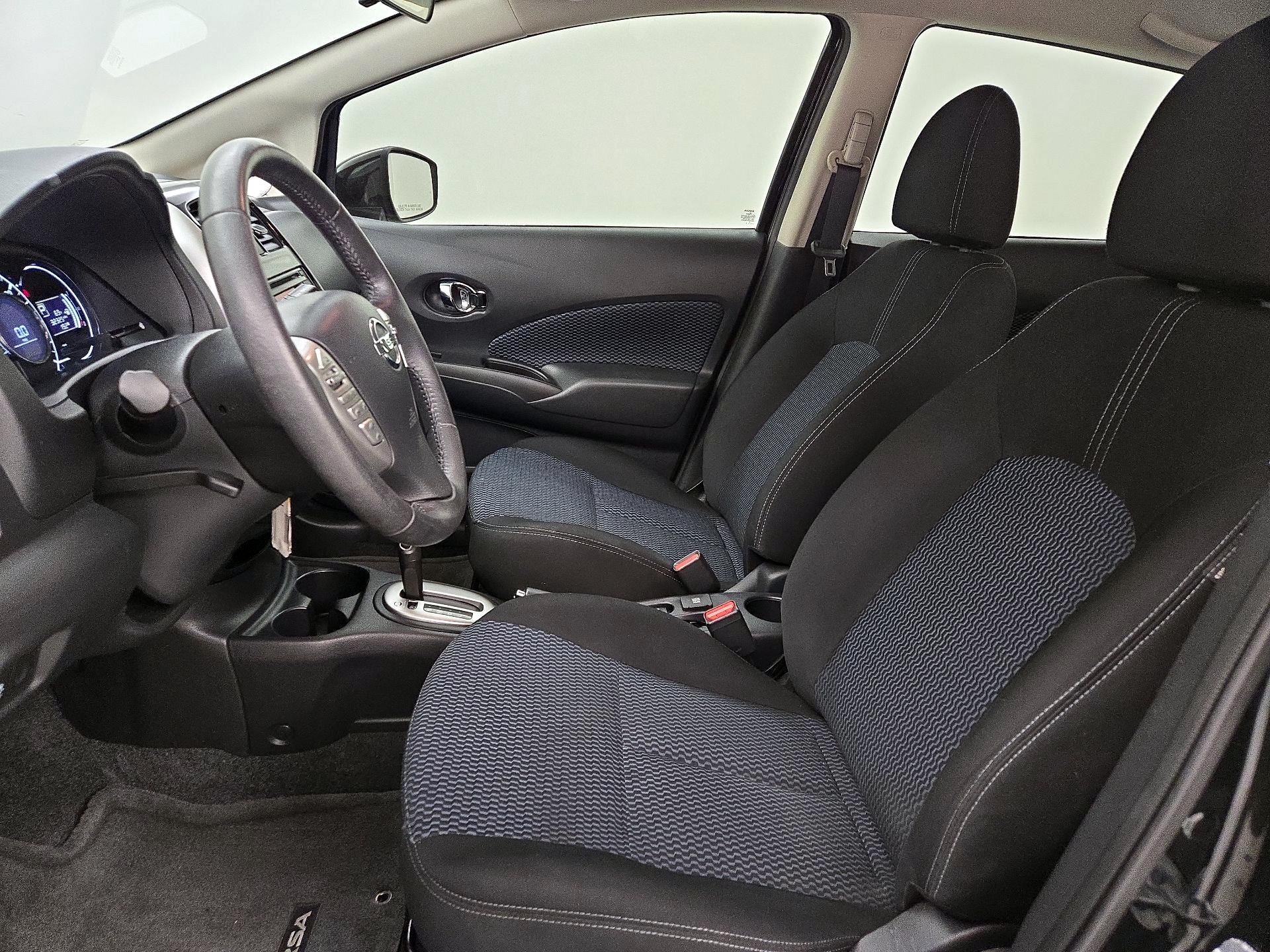 Thumbnail: 2015 Nissan Versa Note - 11