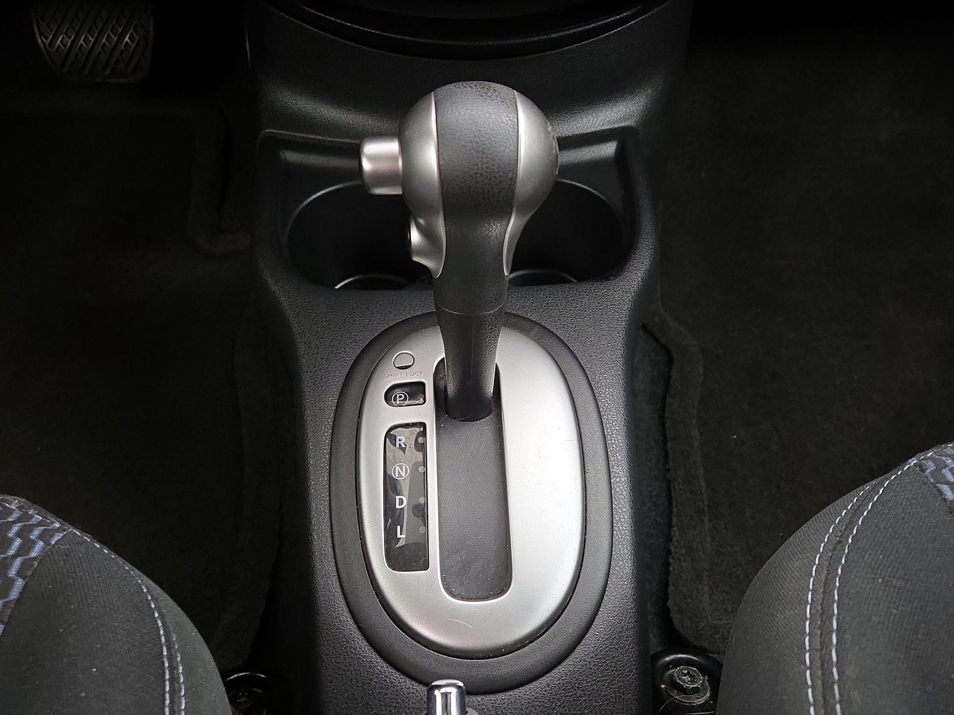 Thumbnail: 2015 Nissan Versa Note - 16