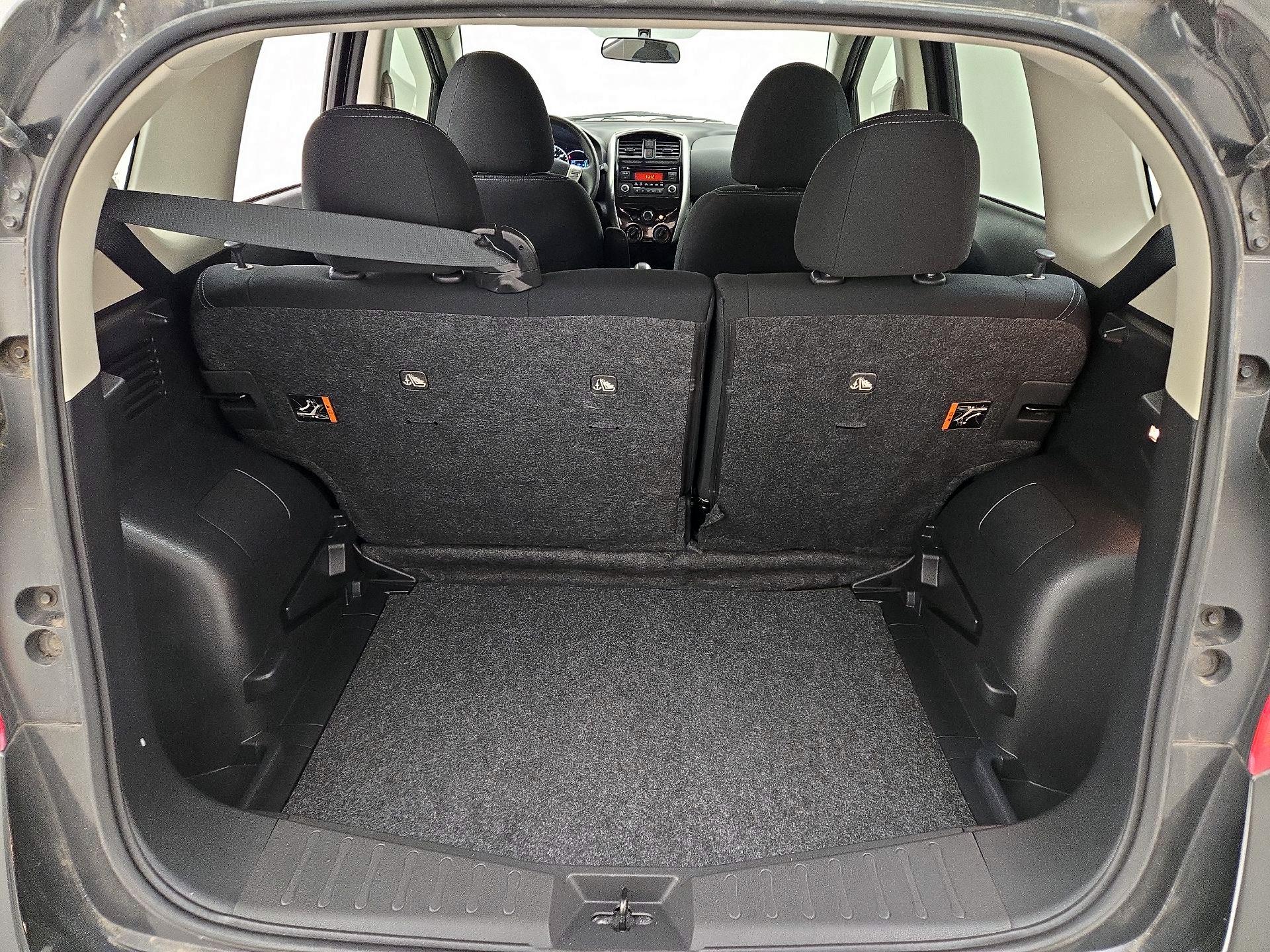 Thumbnail: 2015 Nissan Versa Note - 19