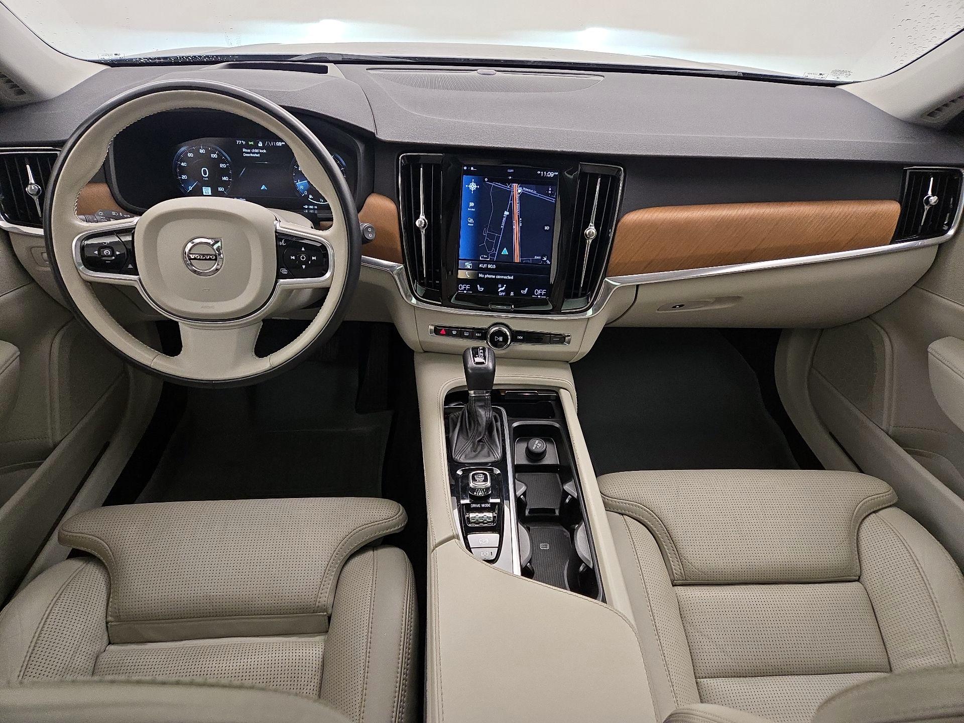 Thumbnail: 2018 Volvo V90 - 9