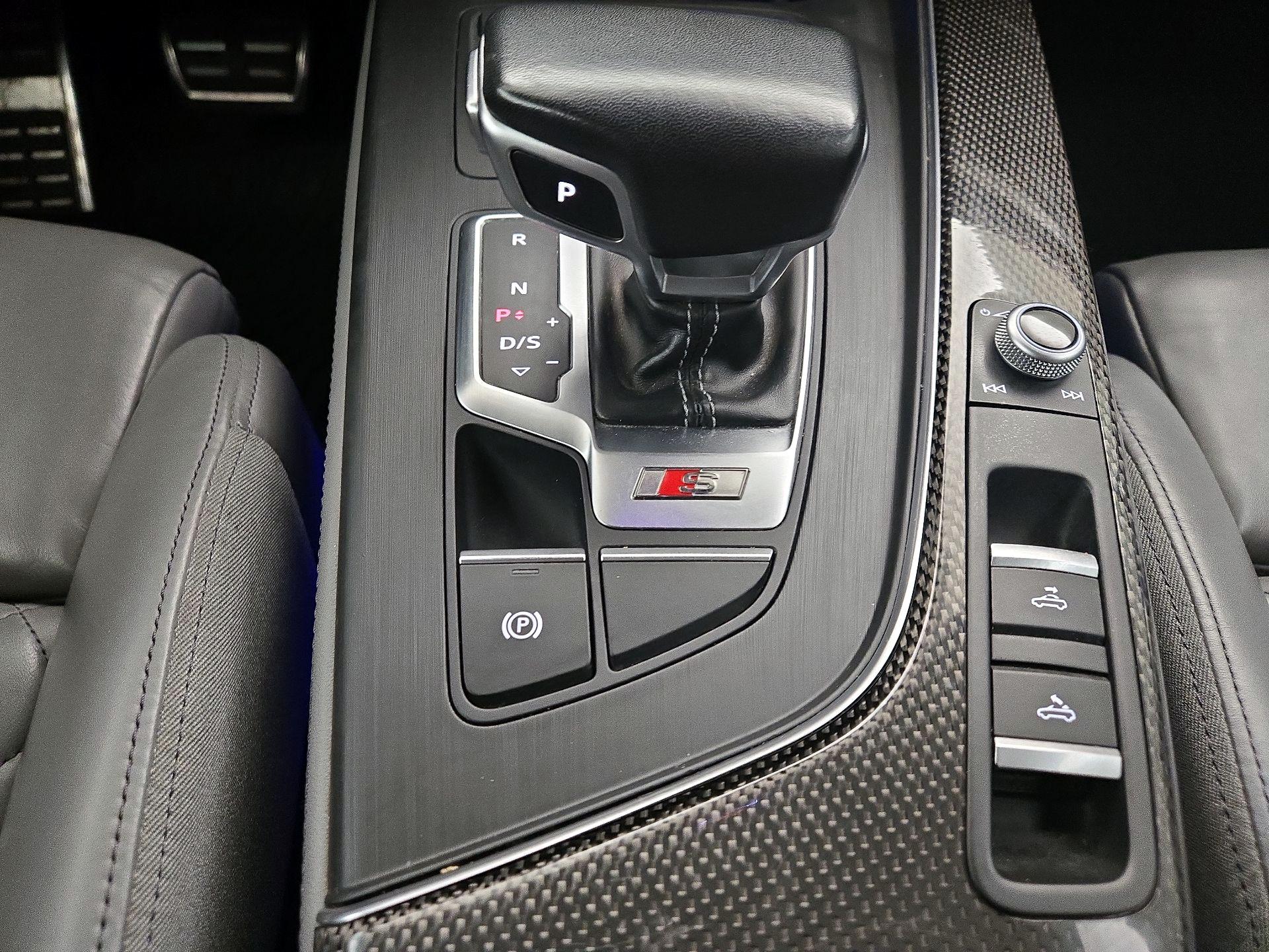 Thumbnail: 2018 Audi S5 - 18