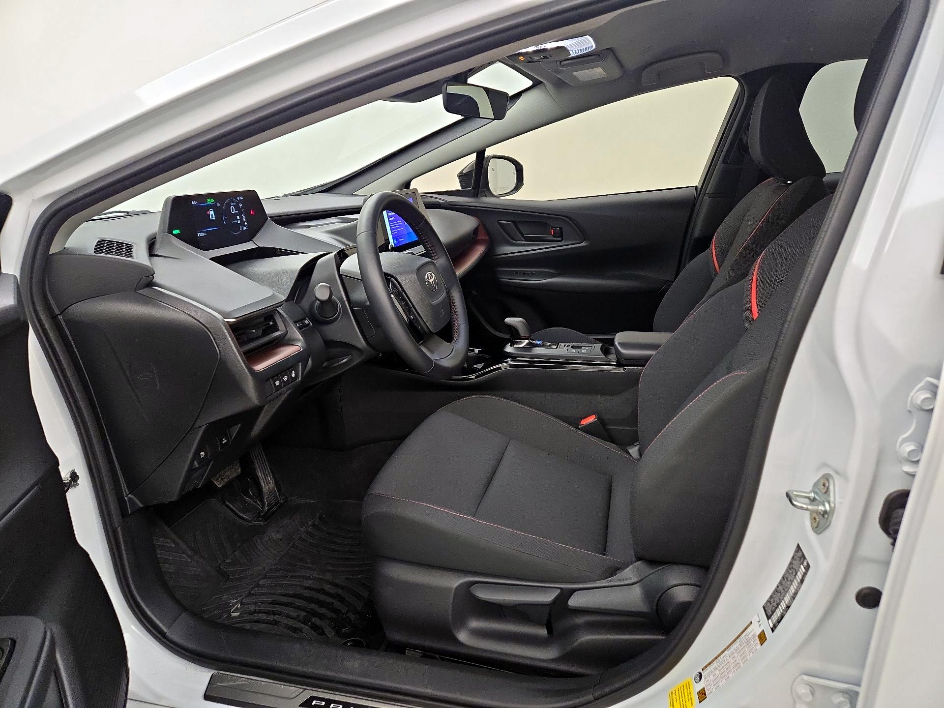 Thumbnail: 2025 Toyota Prius - 11