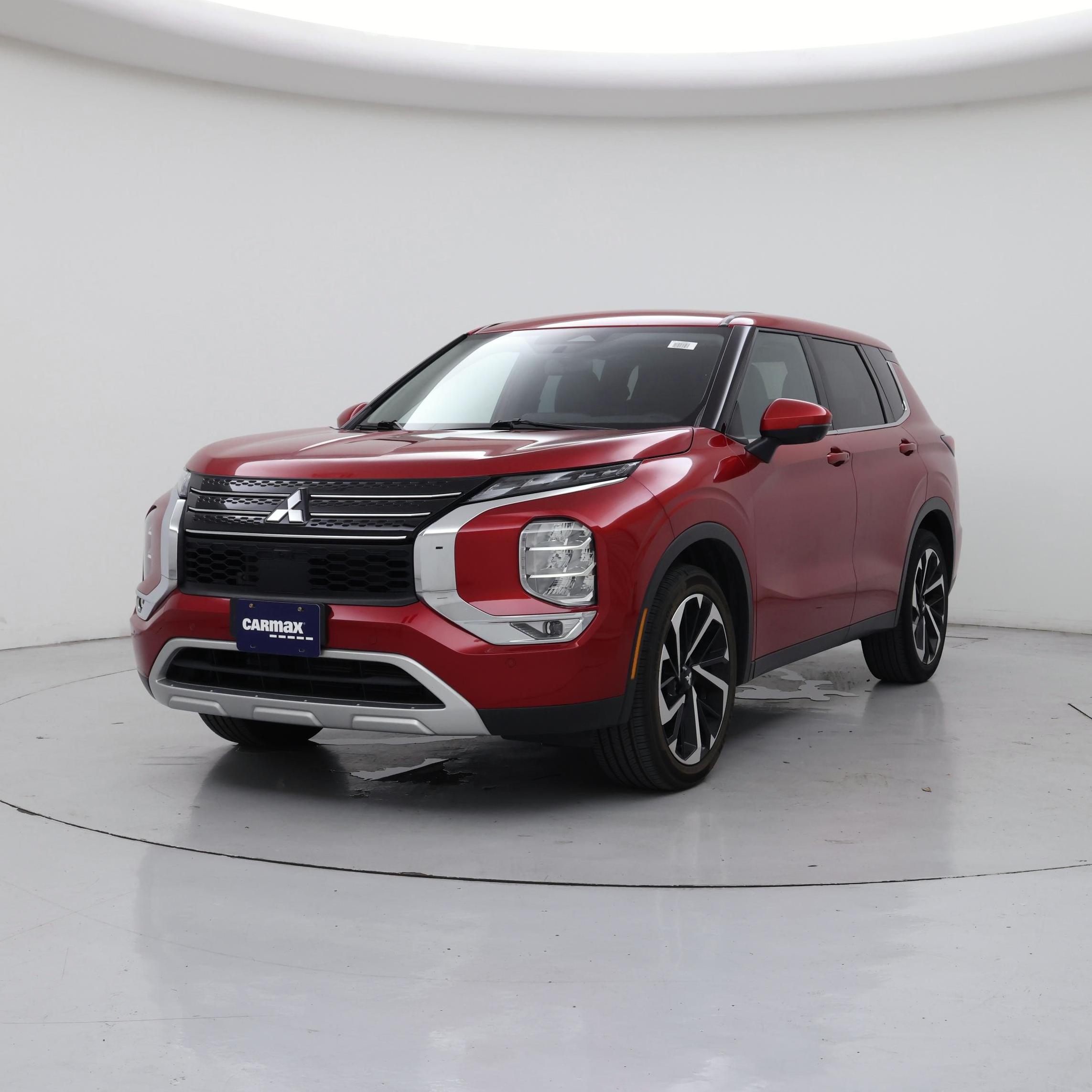 Thumbnail: 2023 Mitsubishi Outlander - 4