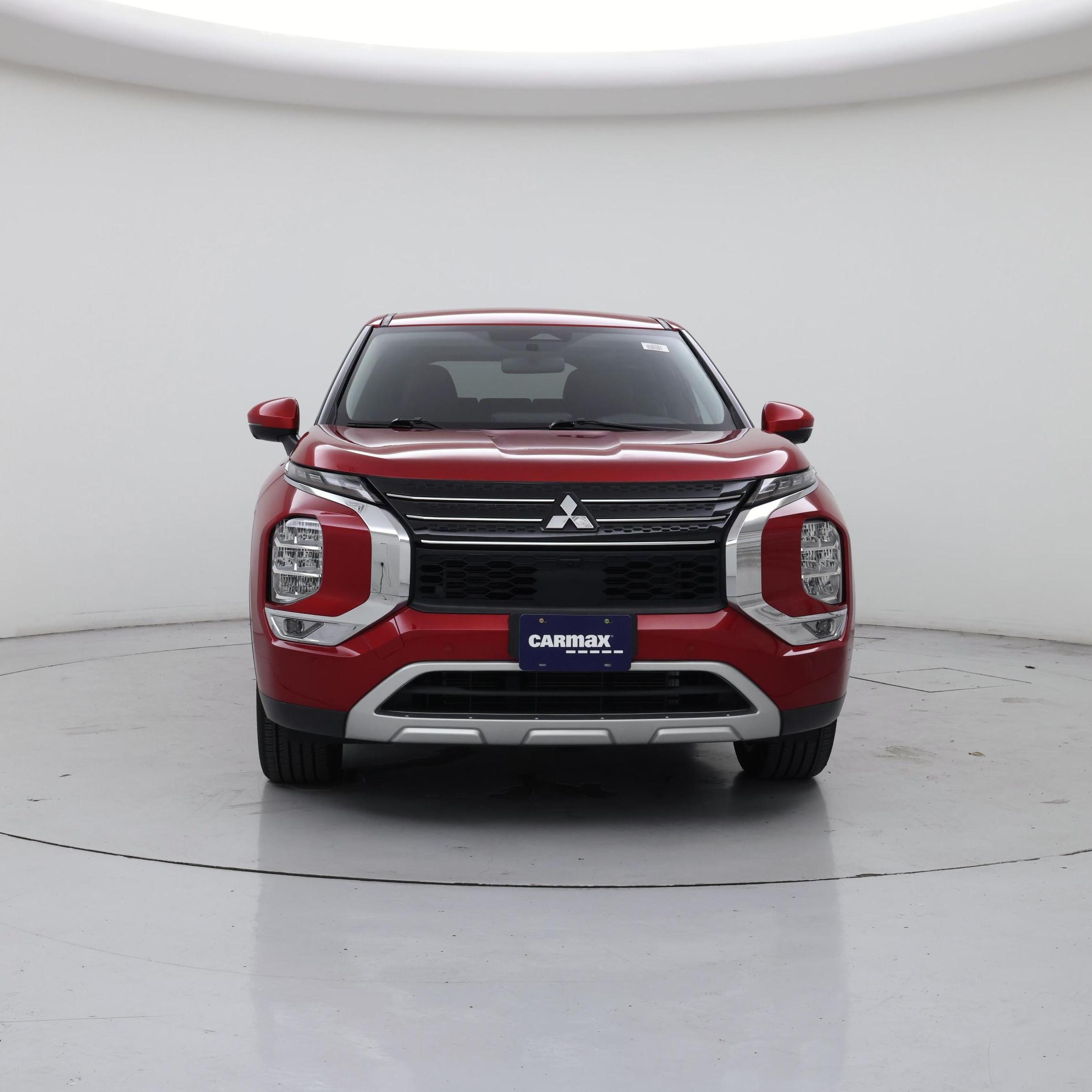 Thumbnail: 2023 Mitsubishi Outlander - 5