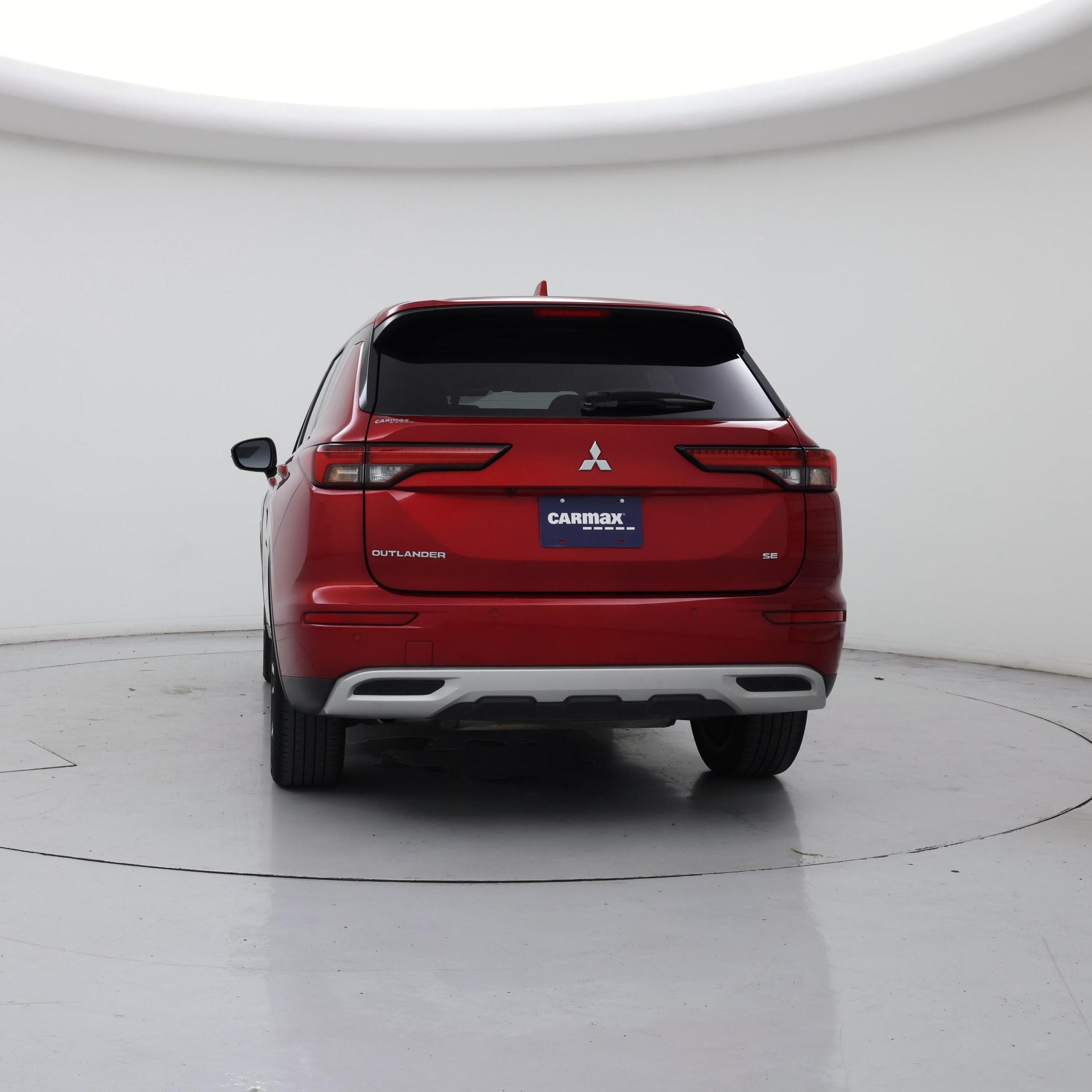 Thumbnail: 2023 Mitsubishi Outlander - 6