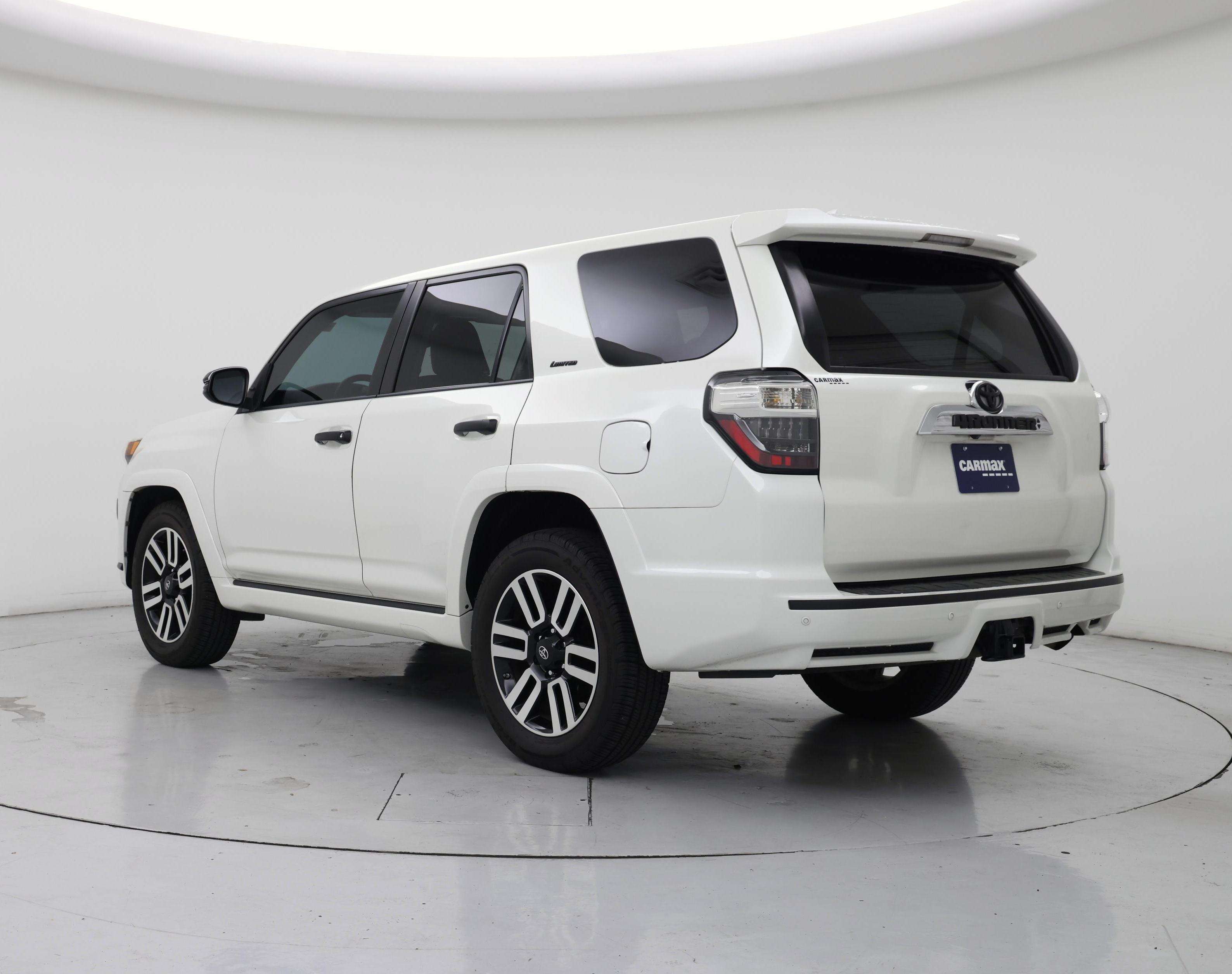 Thumbnail: 2015 Toyota 4Runner - 2