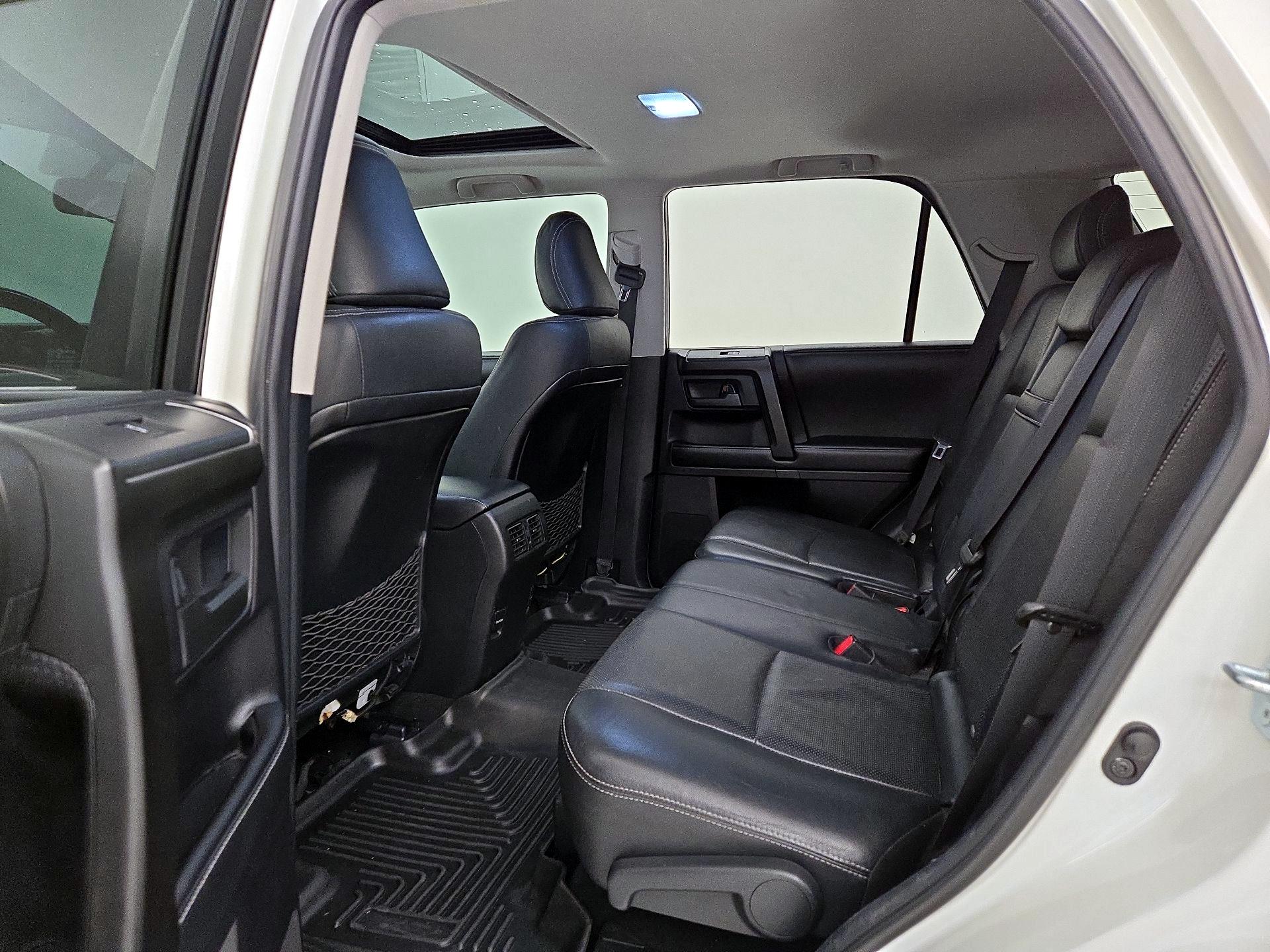 Thumbnail: 2015 Toyota 4Runner - 20