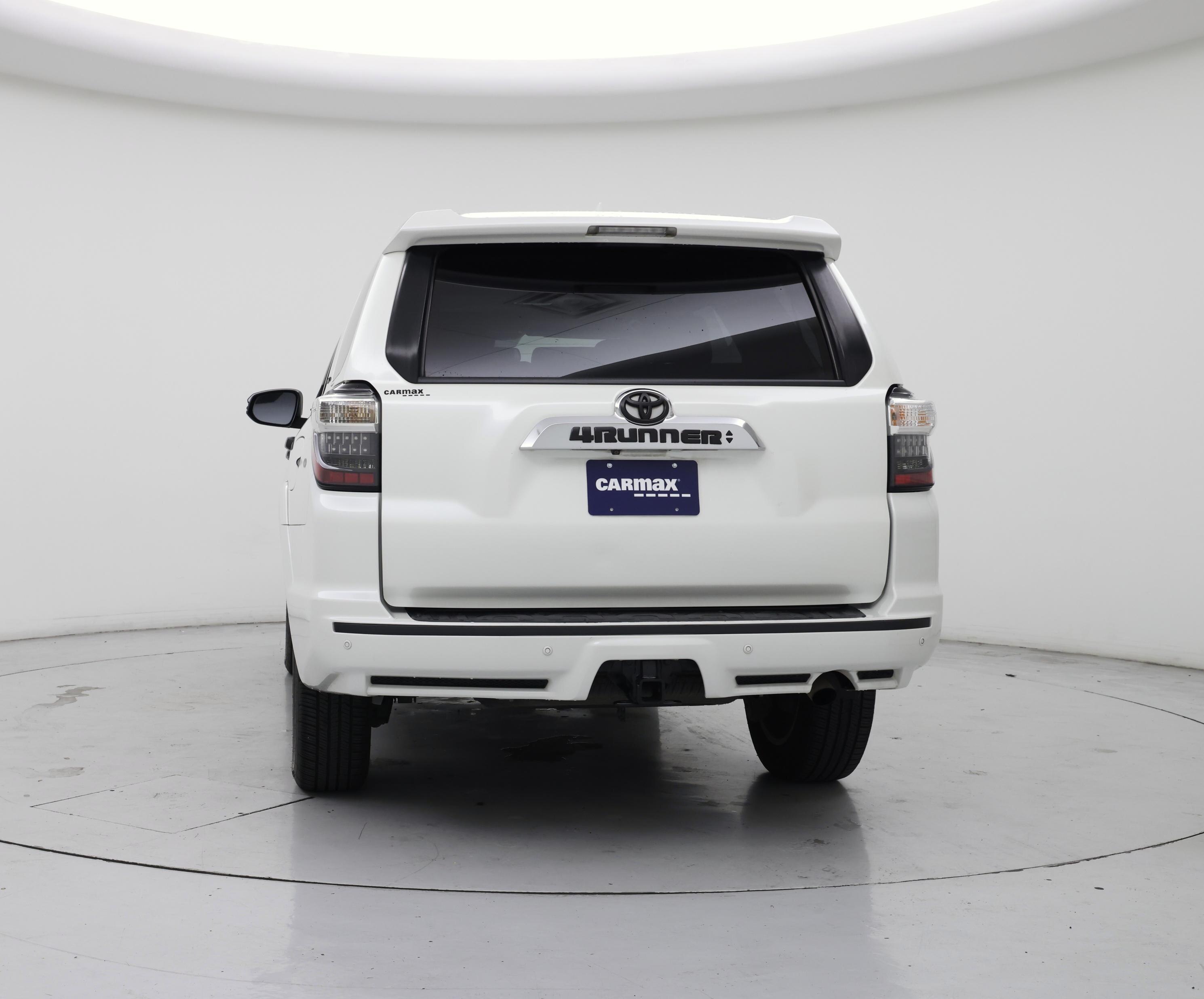 Thumbnail: 2015 Toyota 4Runner - 6